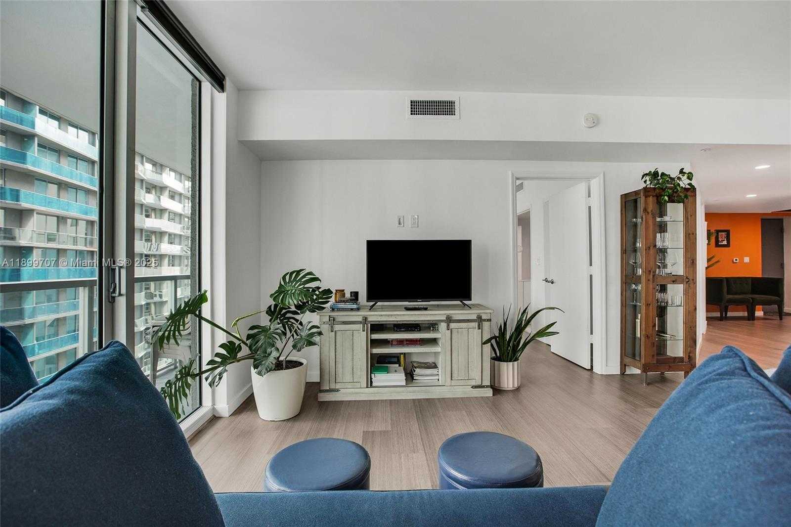 Small Image of 55 SOUTH EAST 6TH ST #3701, Miami Number 2