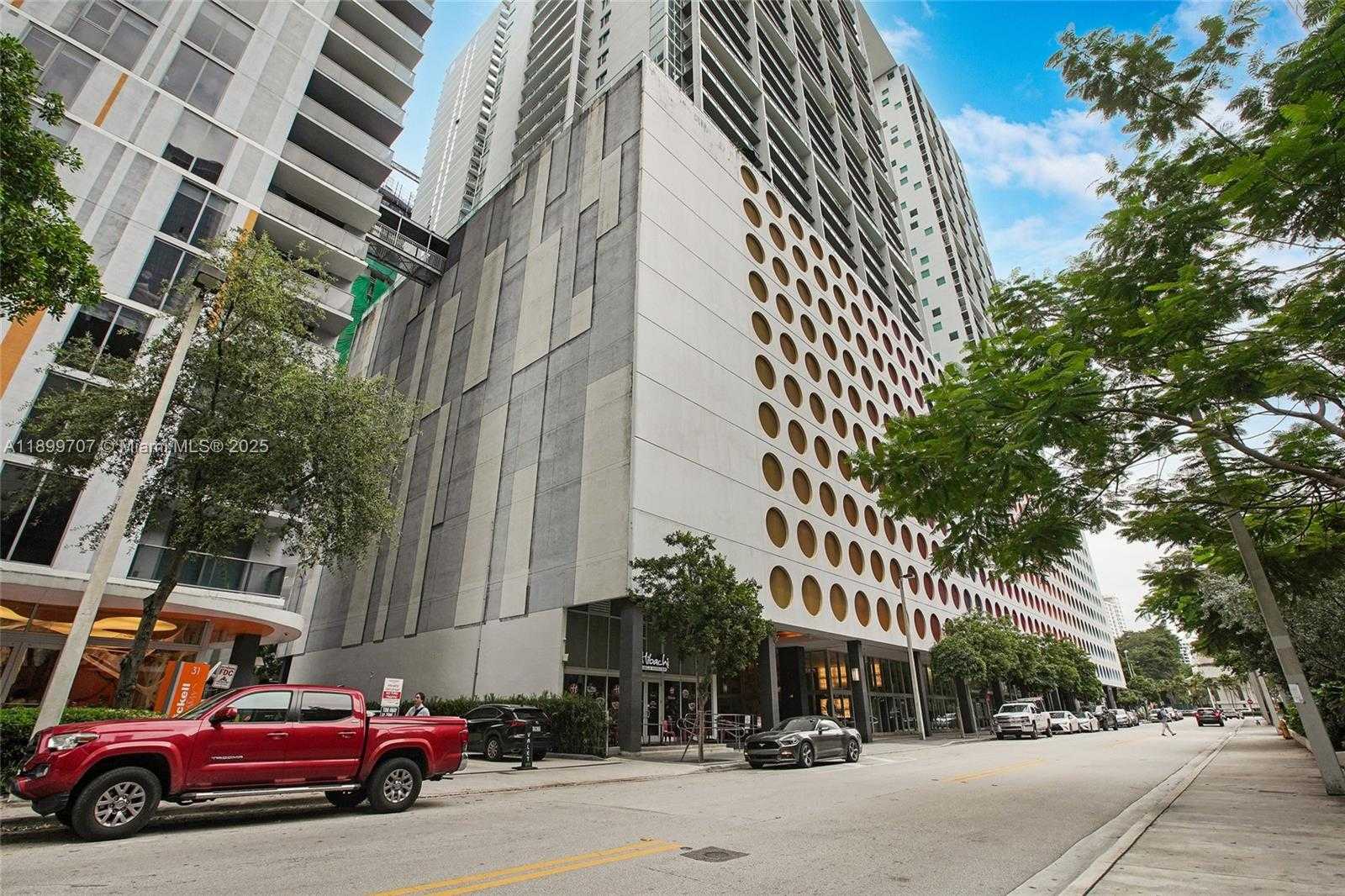 Small Image of 55 SOUTH EAST 6TH ST #3701, Miami Number 22