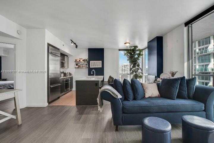 Small Image of 55 SOUTH EAST 6TH ST #3701, Miami Number 3