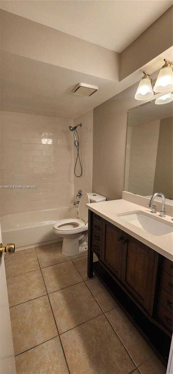 Small Image of Davie Number 14