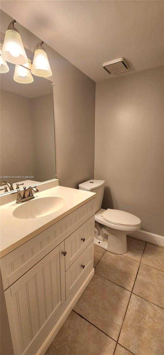 Small Image of Davie Number 18