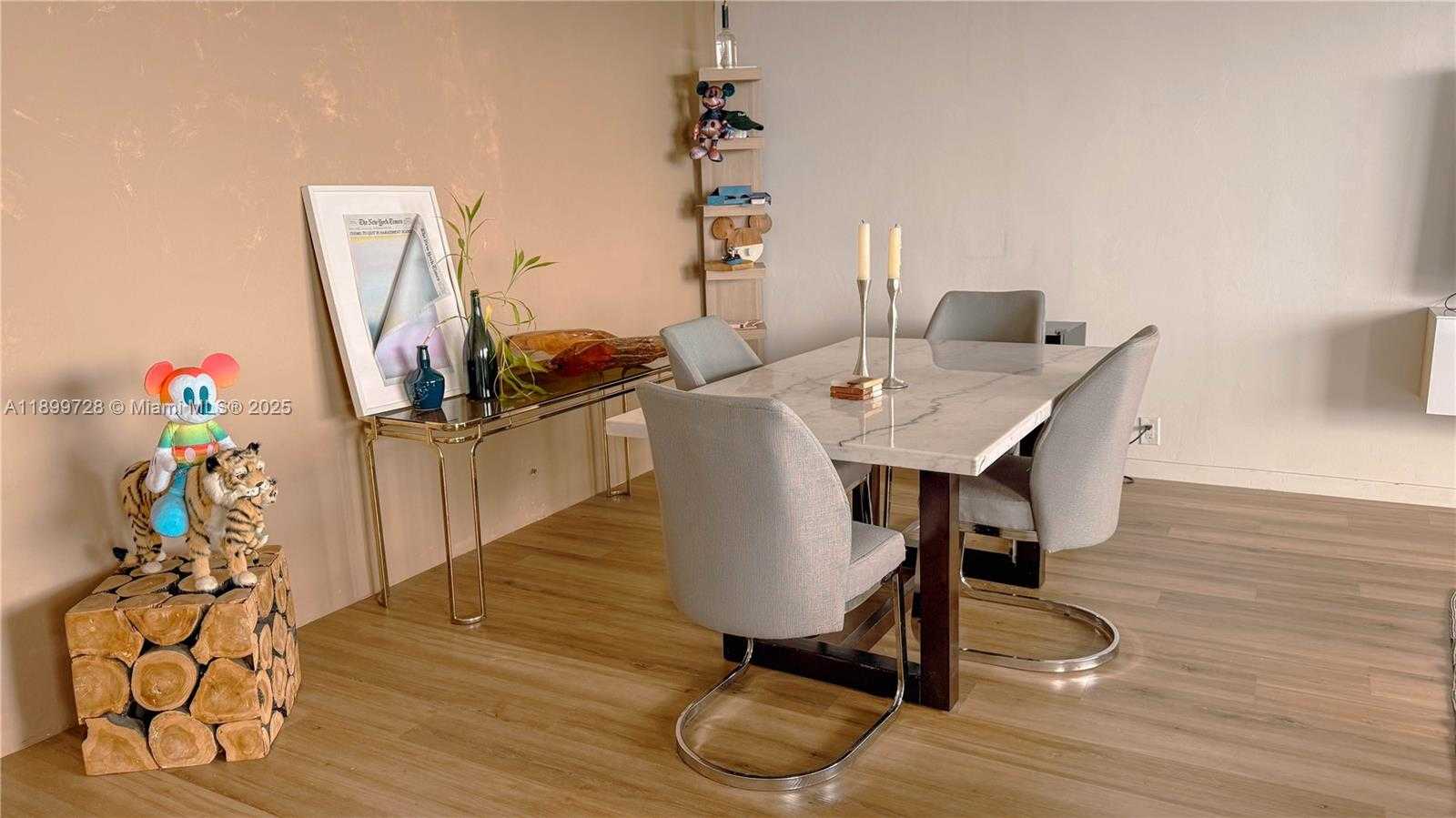 Small Image of 1000 WEST AVE #730, Miami Beach Number 11