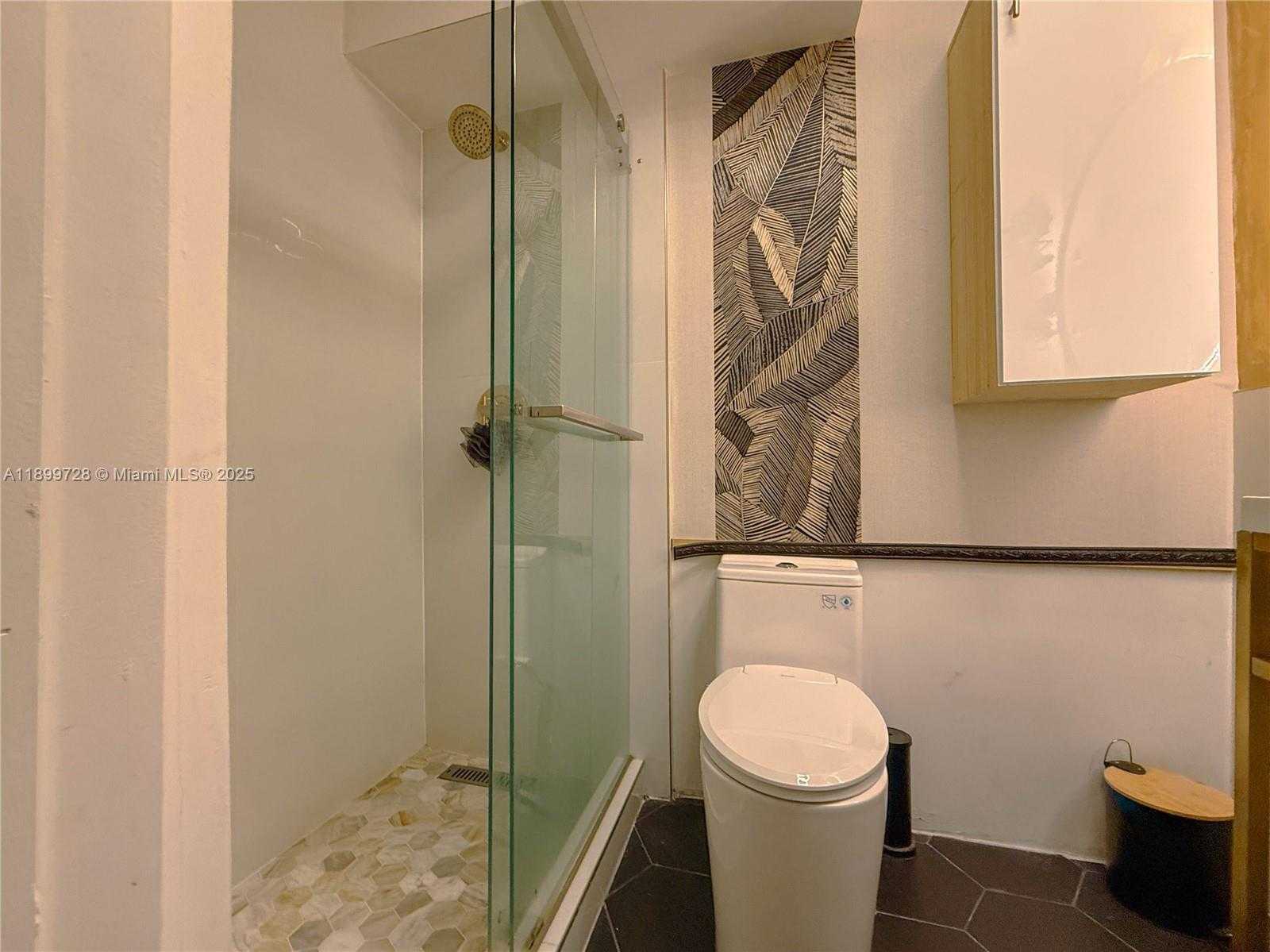 Small Image of 1000 WEST AVE #730, Miami Beach Number 13