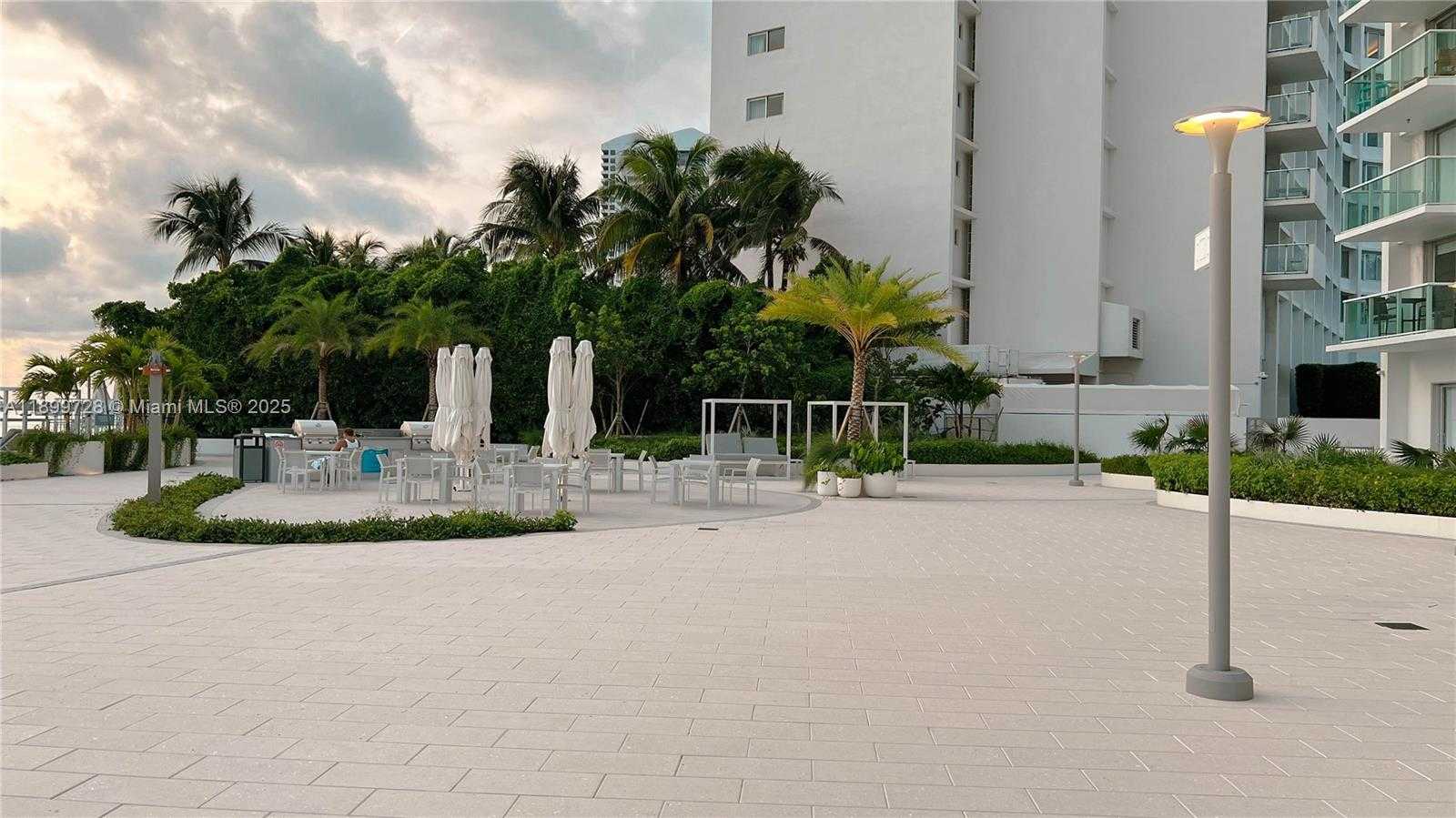 Small Image of 1000 WEST AVE #730, Miami Beach Number 25