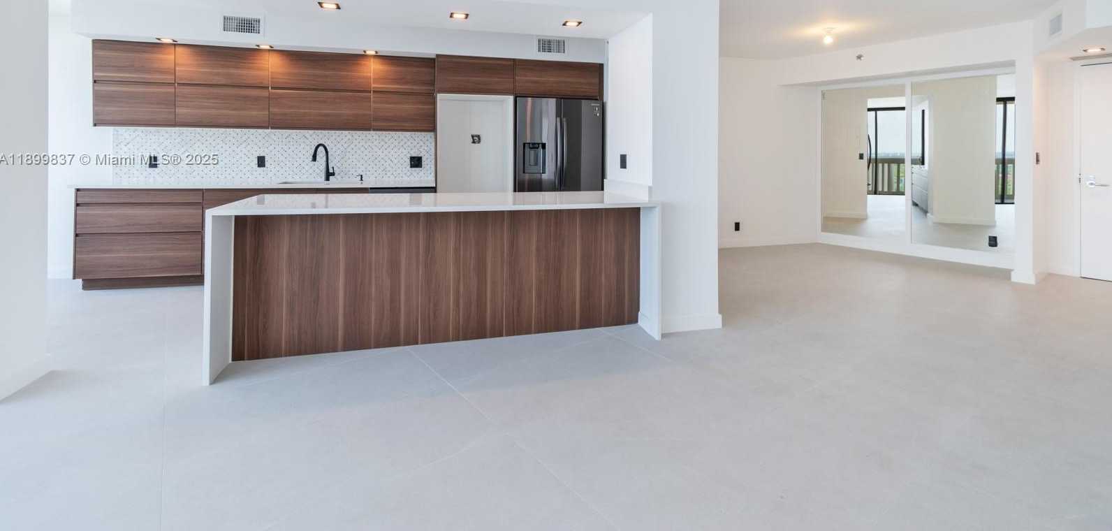 Small Image of 1000 ISLAND BLVD #2511, Aventura Number 12