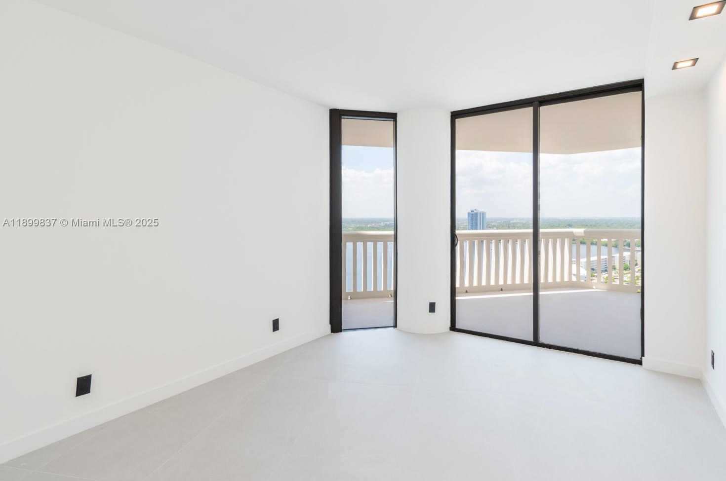 Small Image of 1000 ISLAND BLVD #2511, Aventura Number 15