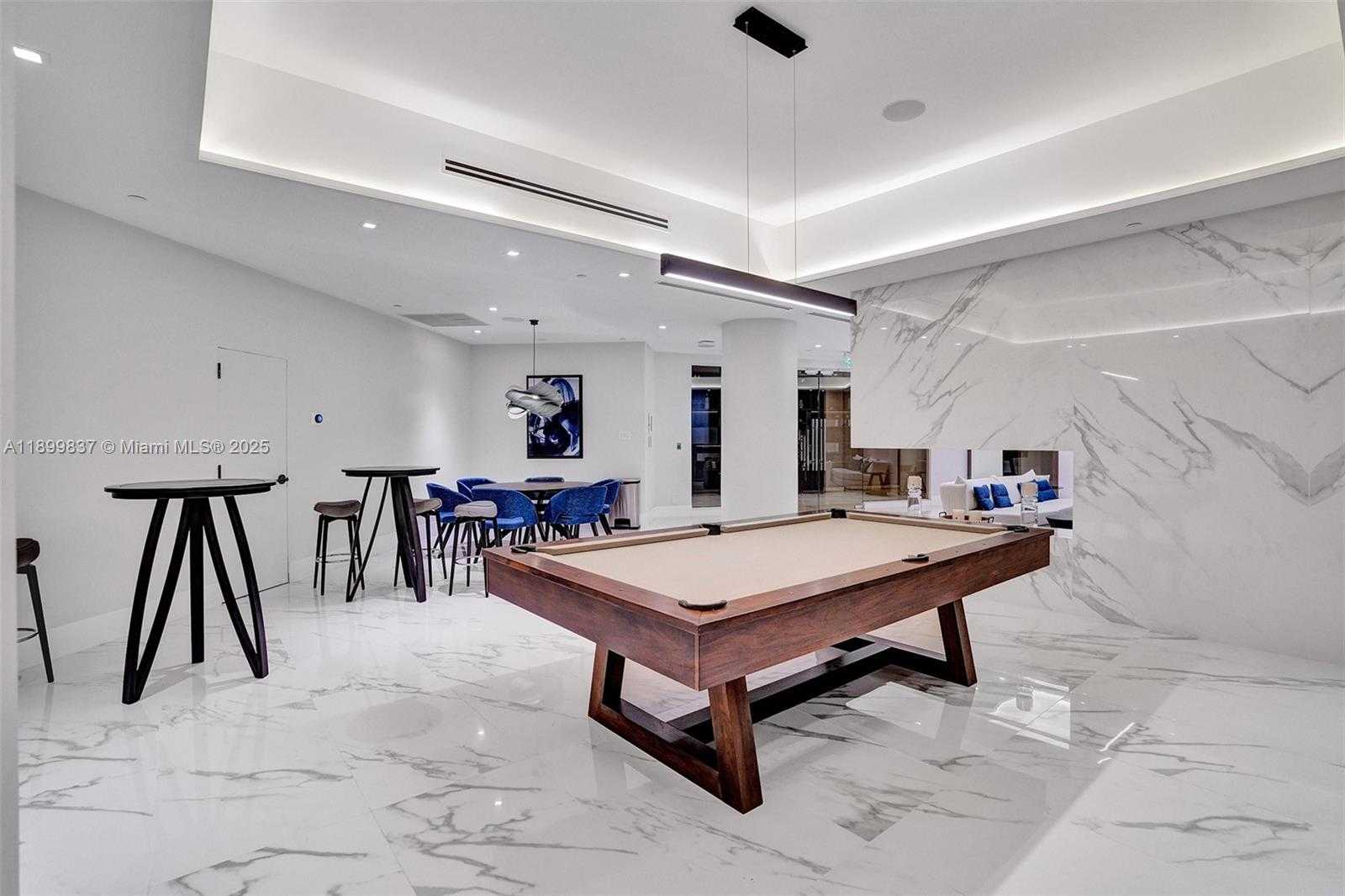 Small Image of 1000 ISLAND BLVD #2511, Aventura Number 32