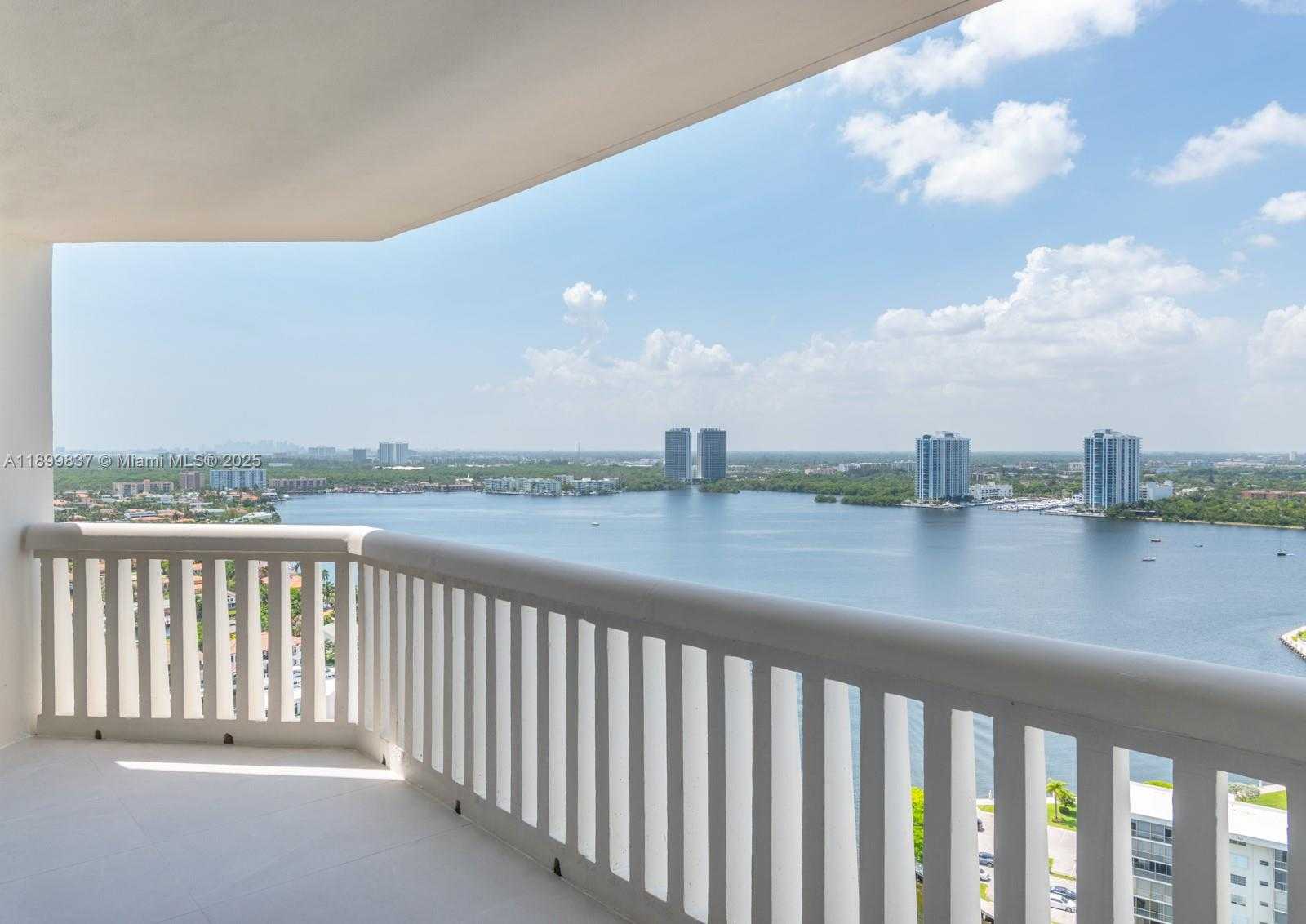 Small Image of 1000 ISLAND BLVD #2511, Aventura Number 8