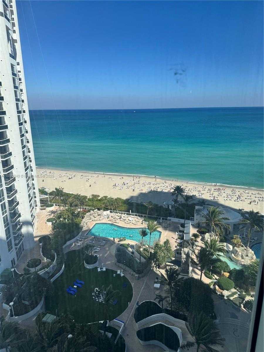 Small Image of 18001 COLLINS AVE #1407, Sunny Isles Beach Number 23