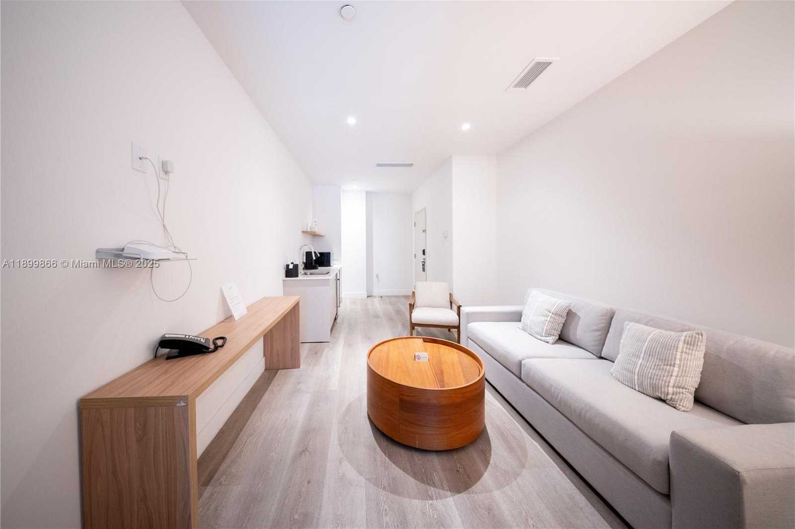 Small Image of 229 SOUTH WEST 9TH #218, Miami Number 12