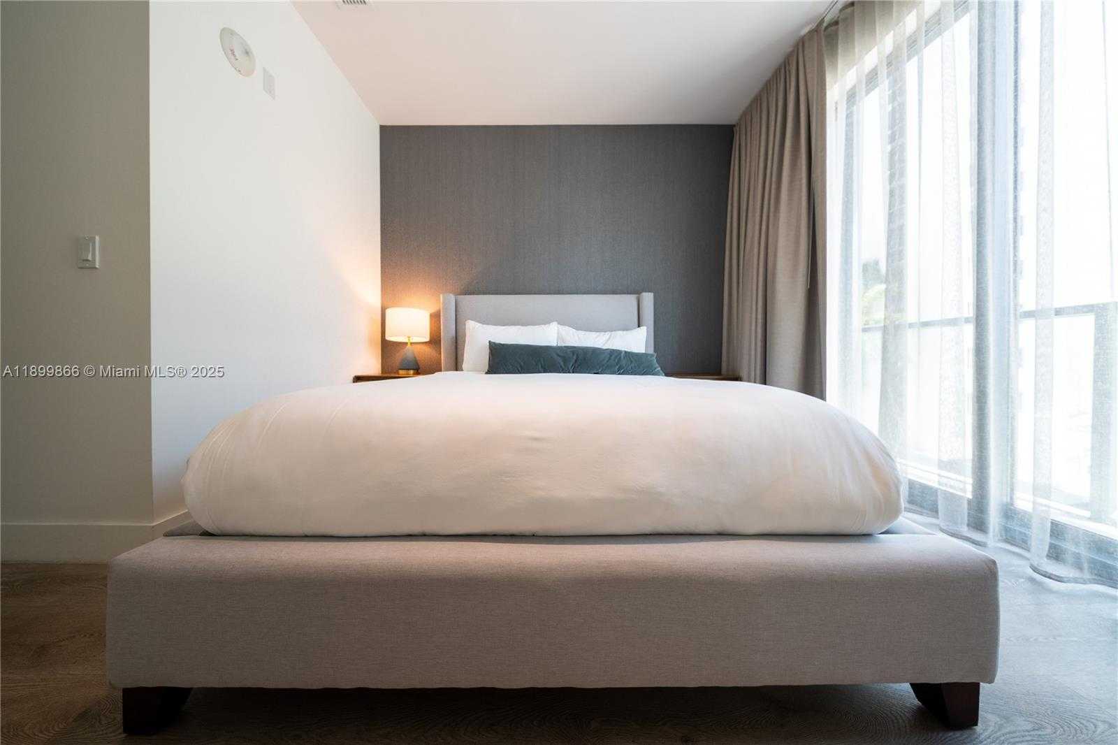 Small Image of 229 SOUTH WEST 9TH #218, Miami Number 18