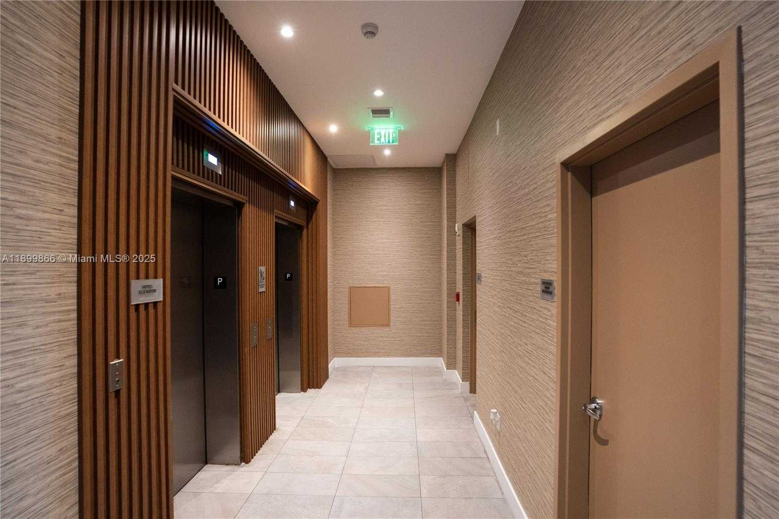 Small Image of 229 SOUTH WEST 9TH #218, Miami Number 6