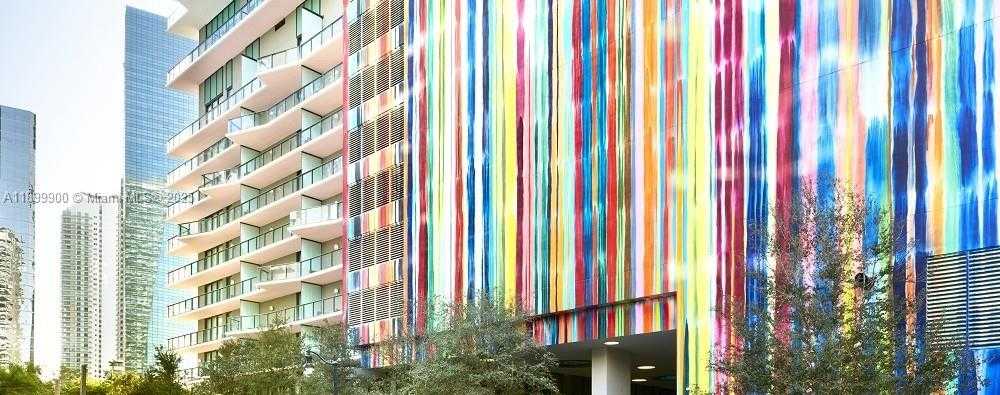 Imagen de Pequeño Objeto