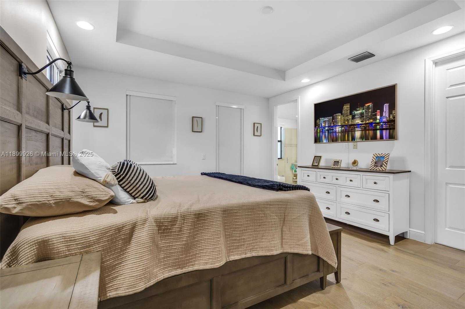 Small Image of 8449 NORTH WEST 51ST TER, Doral Number 23