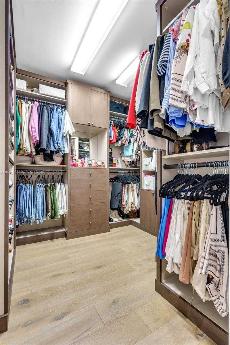 Small Image of 8449 NORTH WEST 51ST TER, Doral Number 29