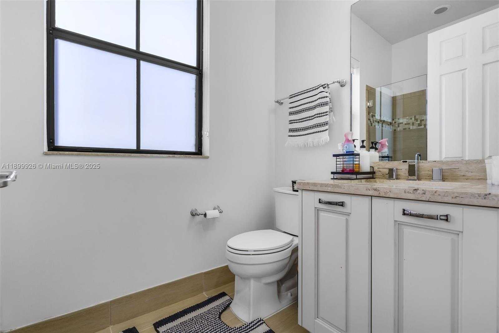 Small Image of 8449 NORTH WEST 51ST TER, Doral Number 30