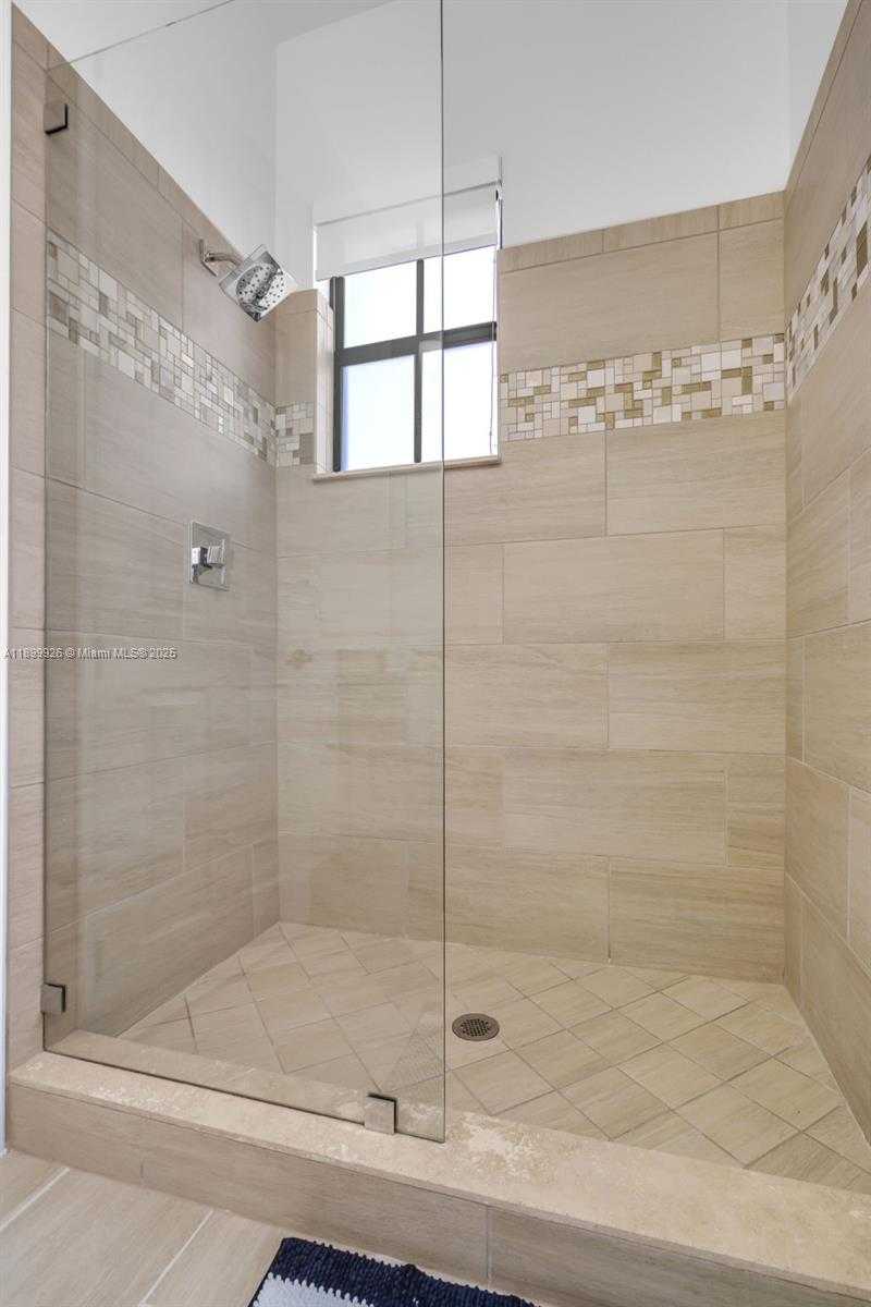 Small Image of 8449 NORTH WEST 51ST TER, Doral Number 31