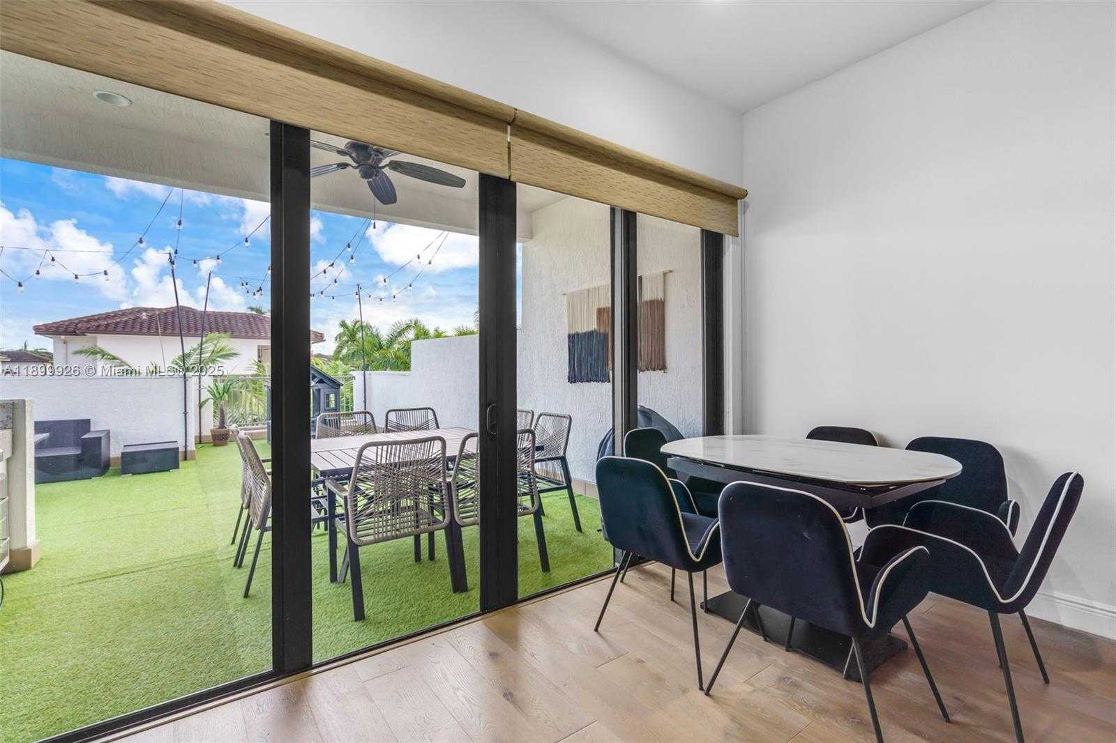 Small Image of 8449 NORTH WEST 51ST TER, Doral Number 35