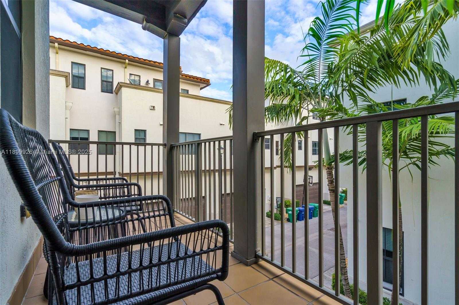 Small Image of 8449 NORTH WEST 51ST TER, Doral Number 38