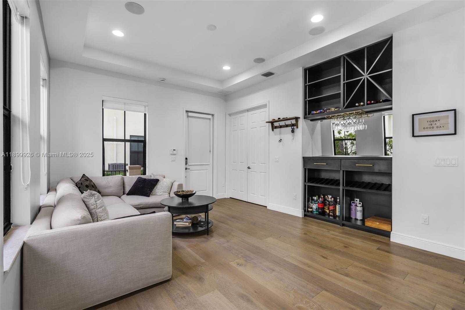 Small Image of 8449 NORTH WEST 51ST TER, Doral Number 9