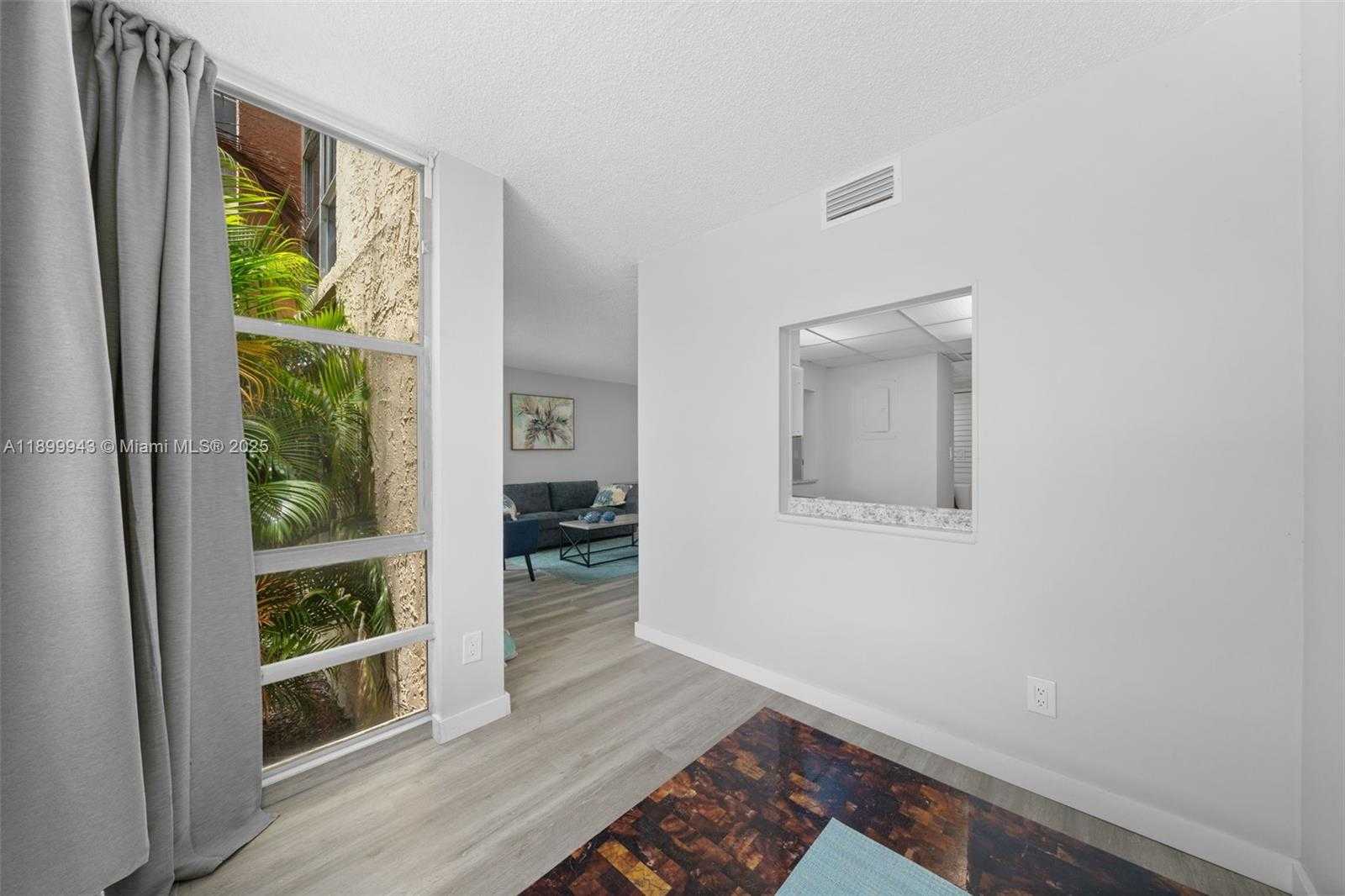 Small Image of 210 172ND ST #128, Sunny Isles Beach Number 5