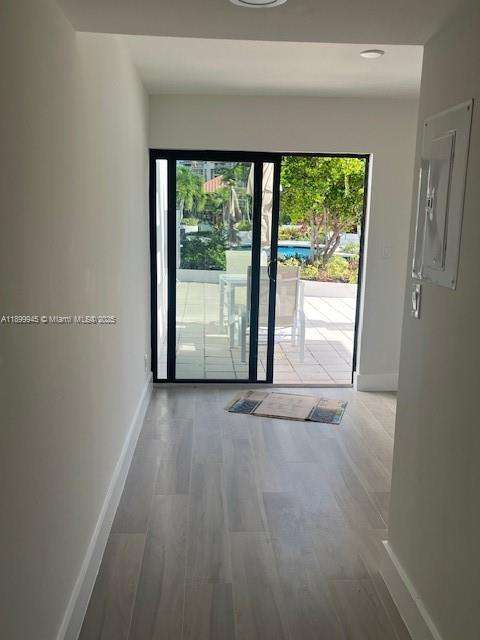 Small Image of 20281 EAST COUNTRY CLUB DR #CAB16, Aventura Number 3
