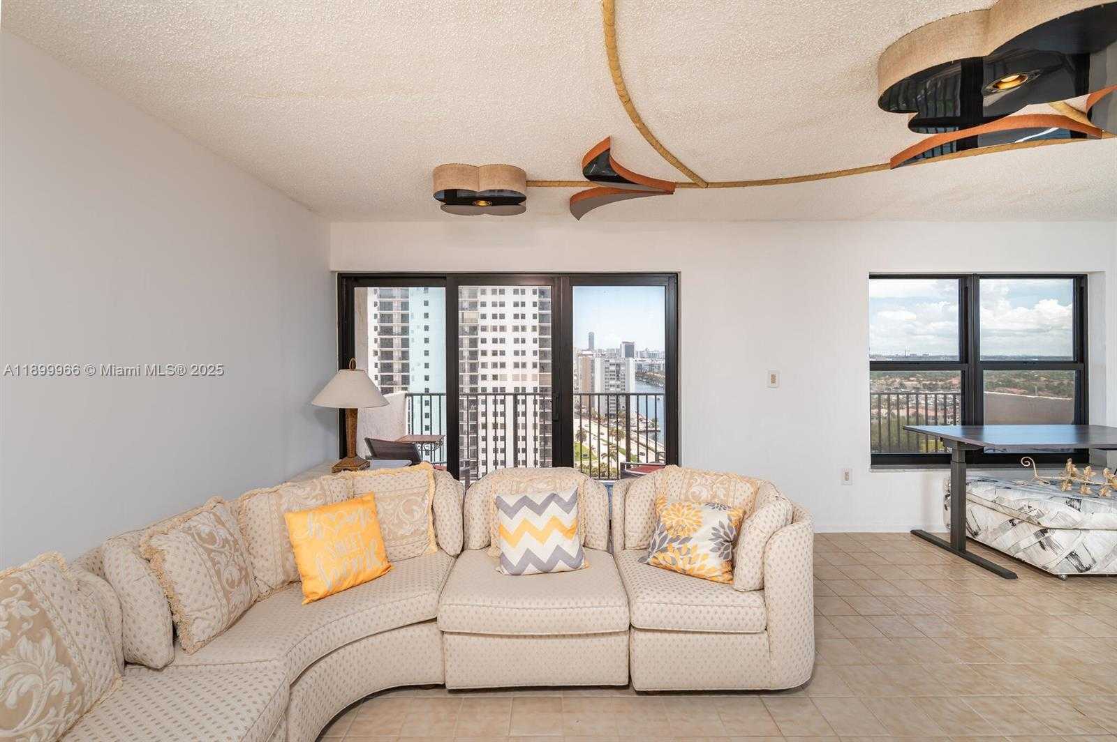 Small Image of 1201 SOUTH OCEAN DRIVE #1911N, Hollywood Number 9