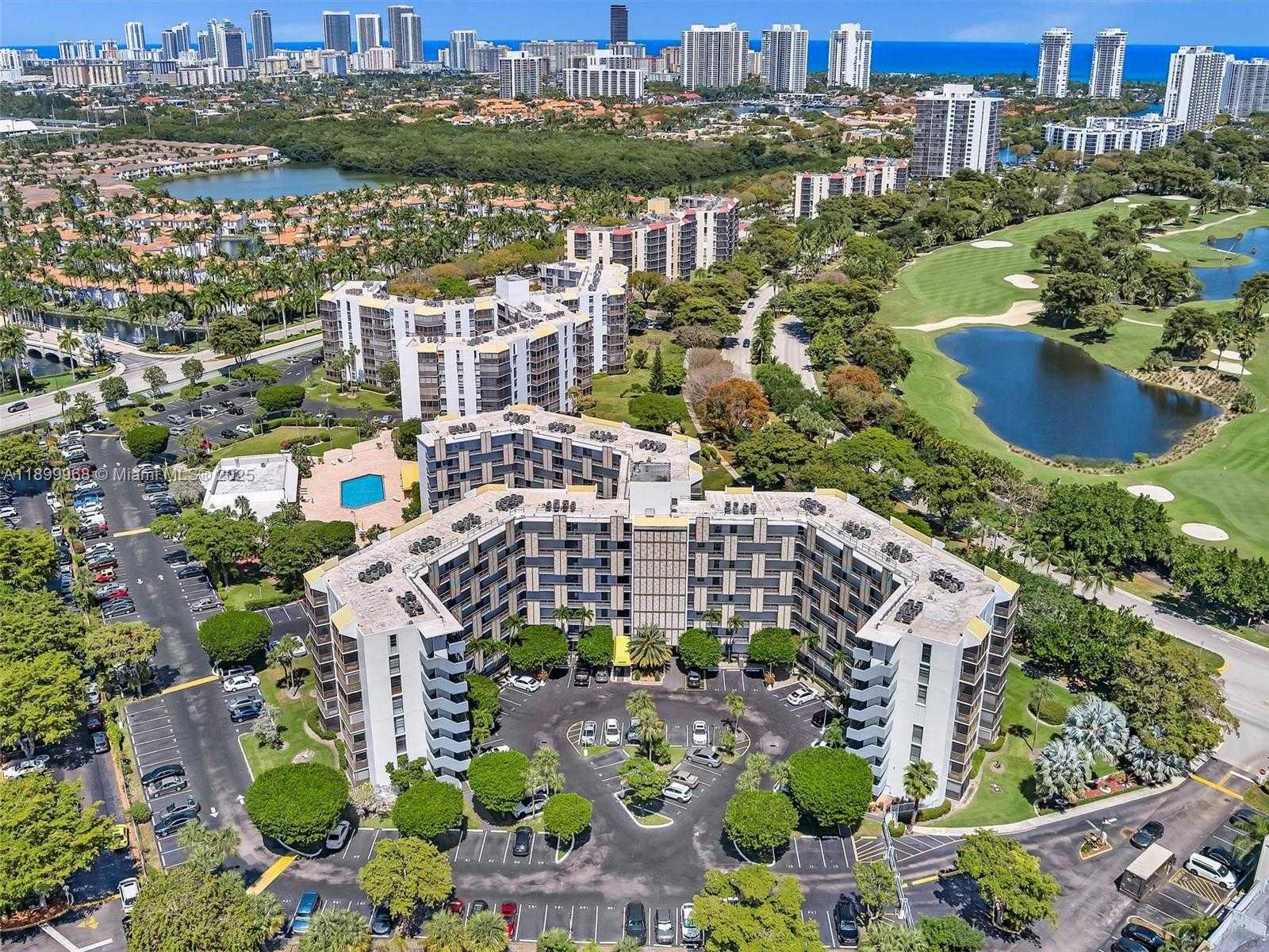 Small Image of 20500 WEST COUNTRY CLUB DR #203, Aventura Number 58