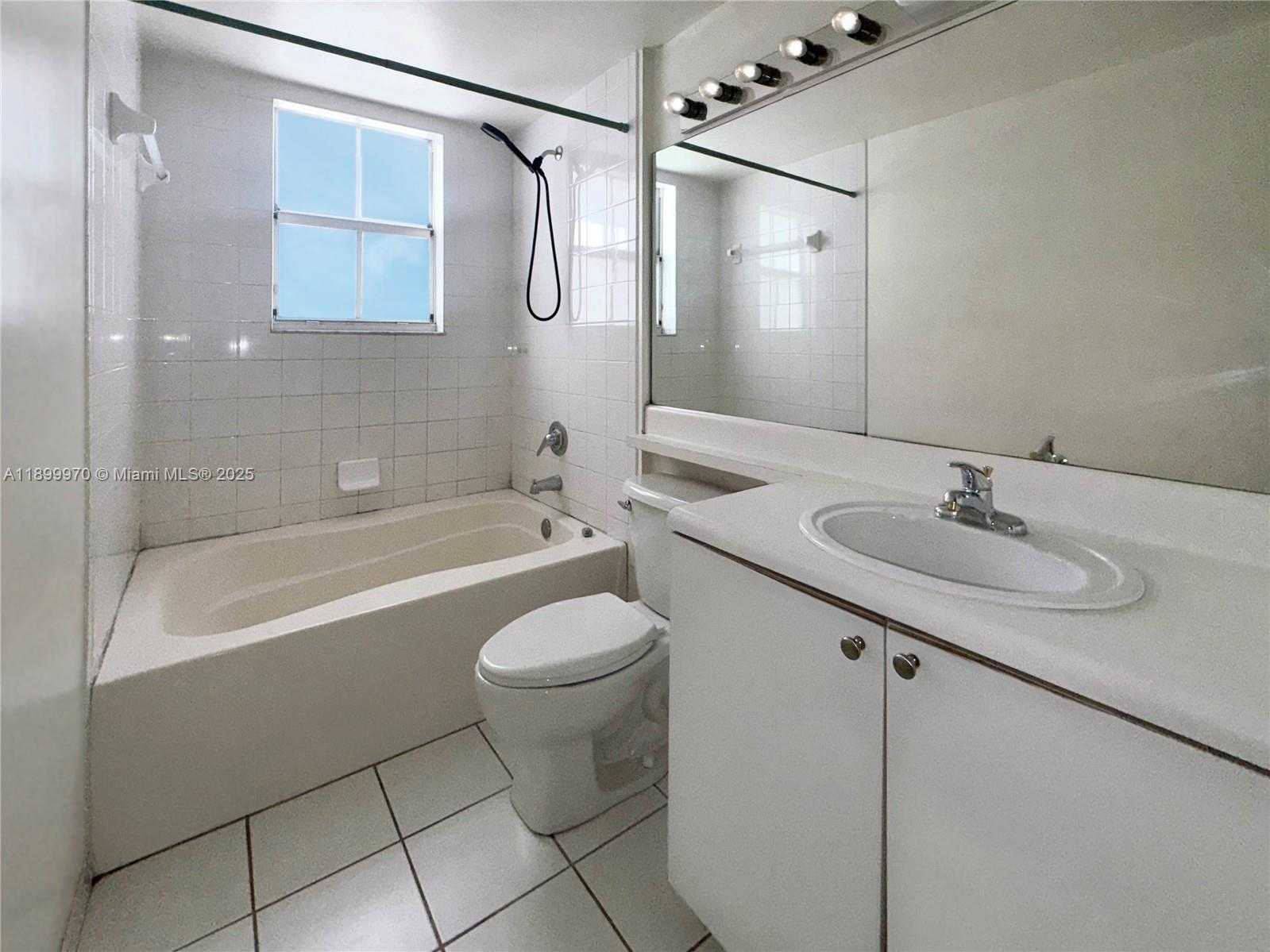 Small Image of 2440 EAST PRESERVE WAY #208, Miramar Number 17