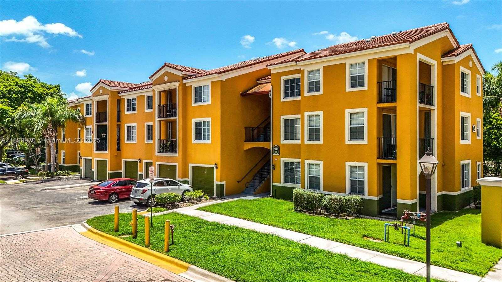 Small Image of 2440 EAST PRESERVE WAY #208, Miramar Number 3