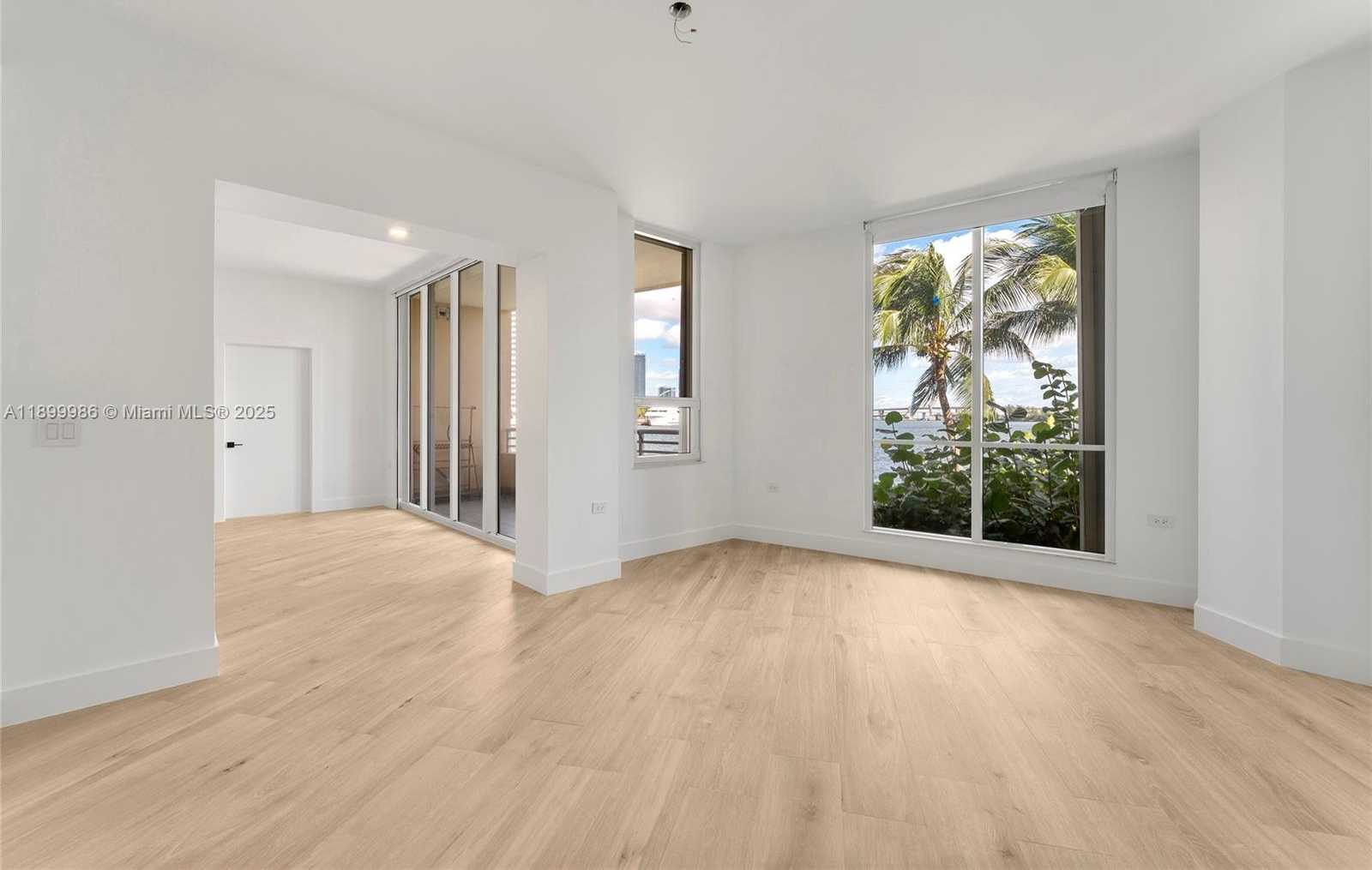 Small Image of 848 BRICKELL KEY DR #204, Miami Number 23