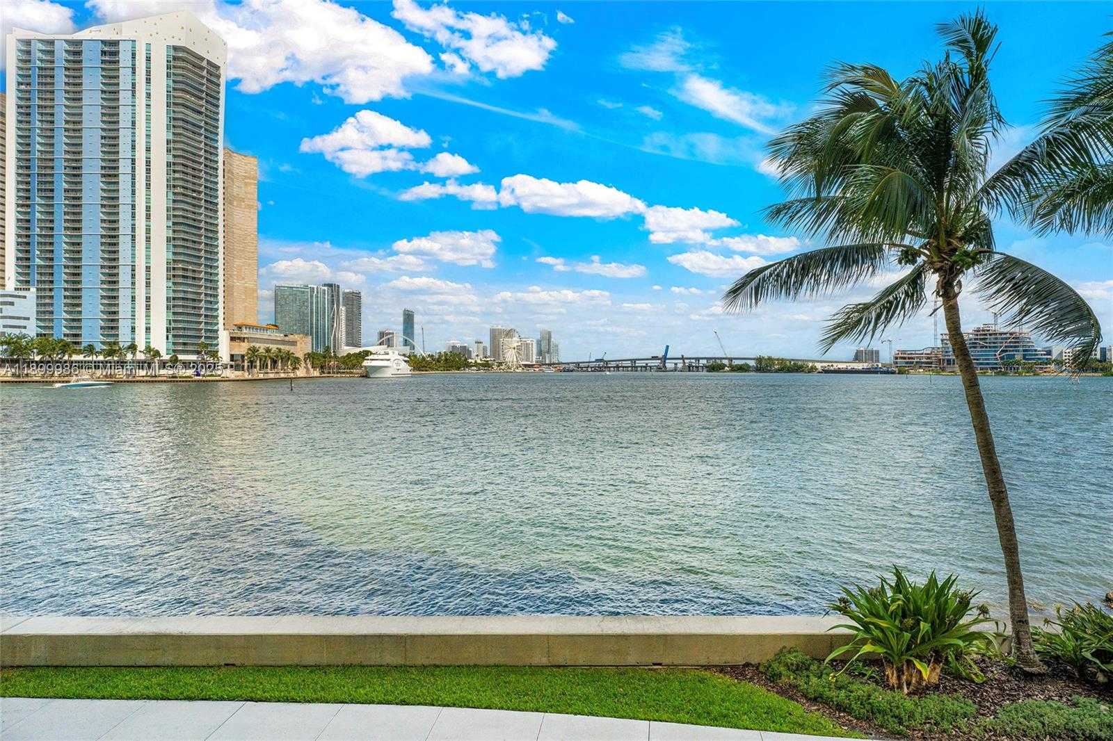 Small Image of 848 BRICKELL KEY DR #204, Miami Number 28