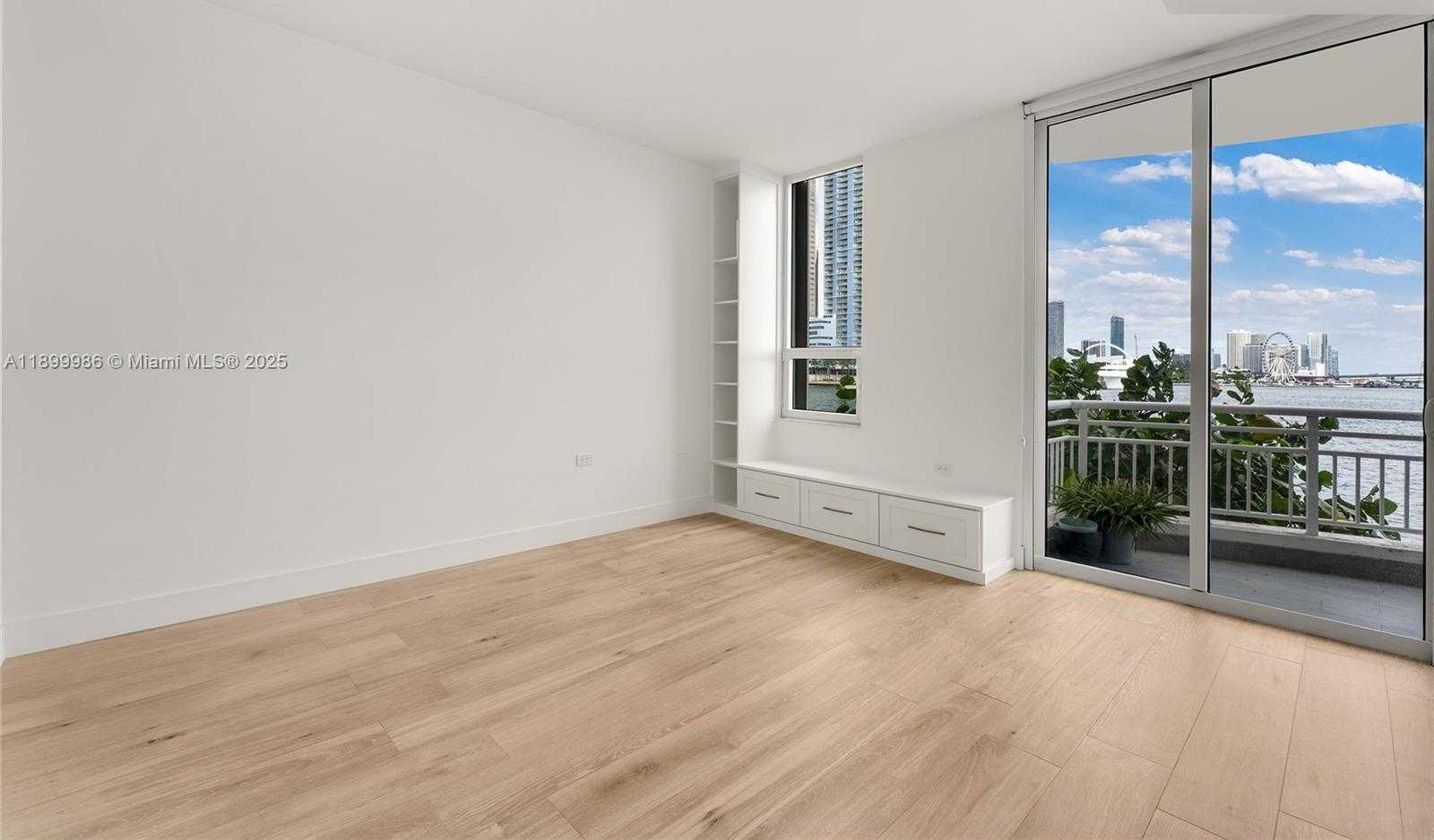 Small Image of 848 BRICKELL KEY DR #204, Miami Number 32