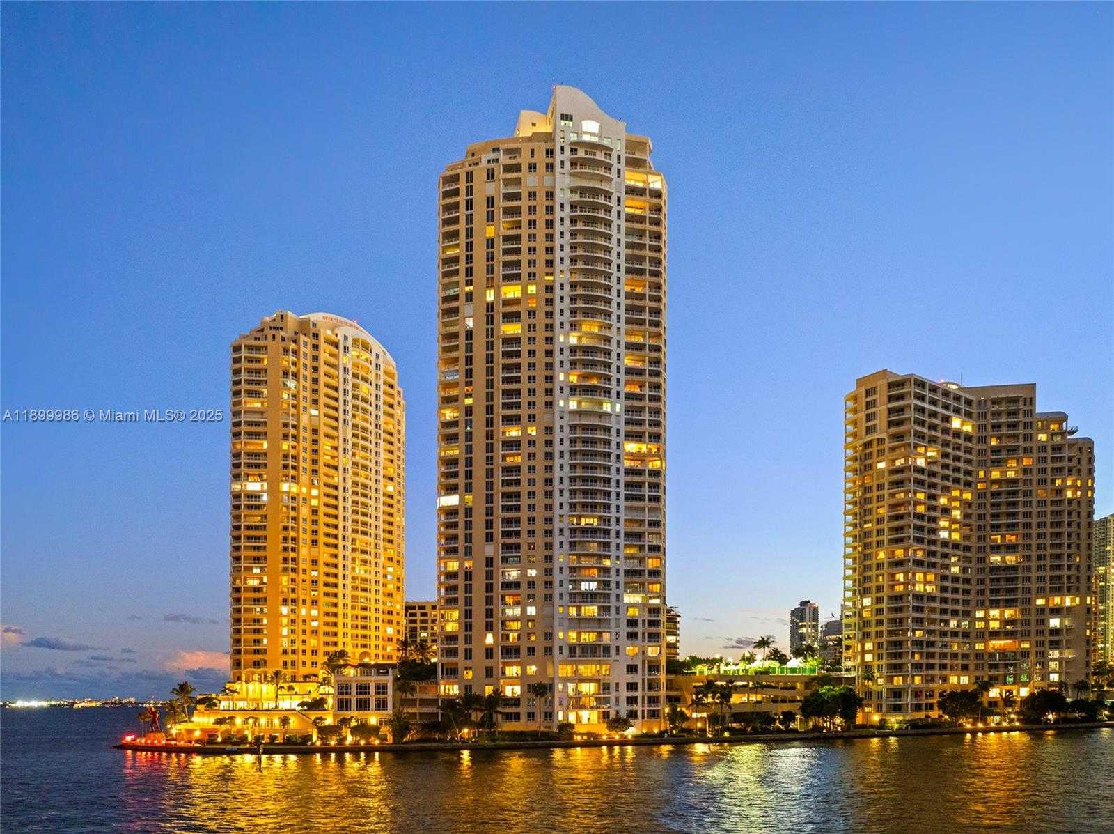 Small Image of 848 BRICKELL KEY DR #204, Miami Number 48