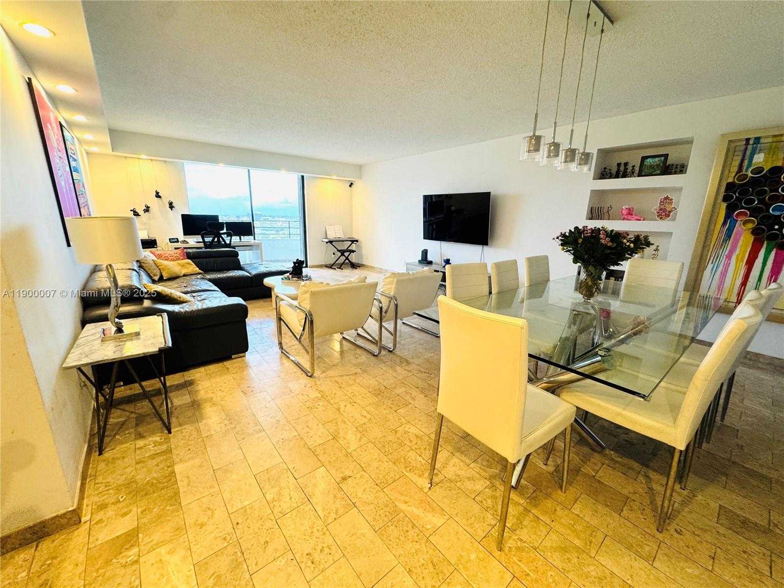 Small Image of Hallandale Beach Number 14