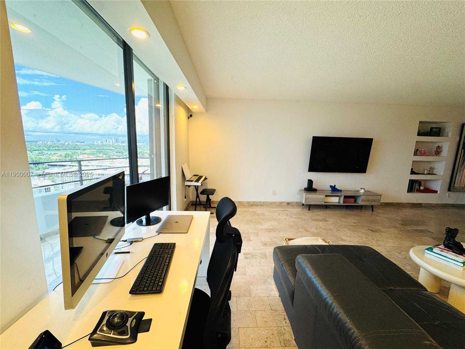 Small Image of Hallandale Beach Number 15