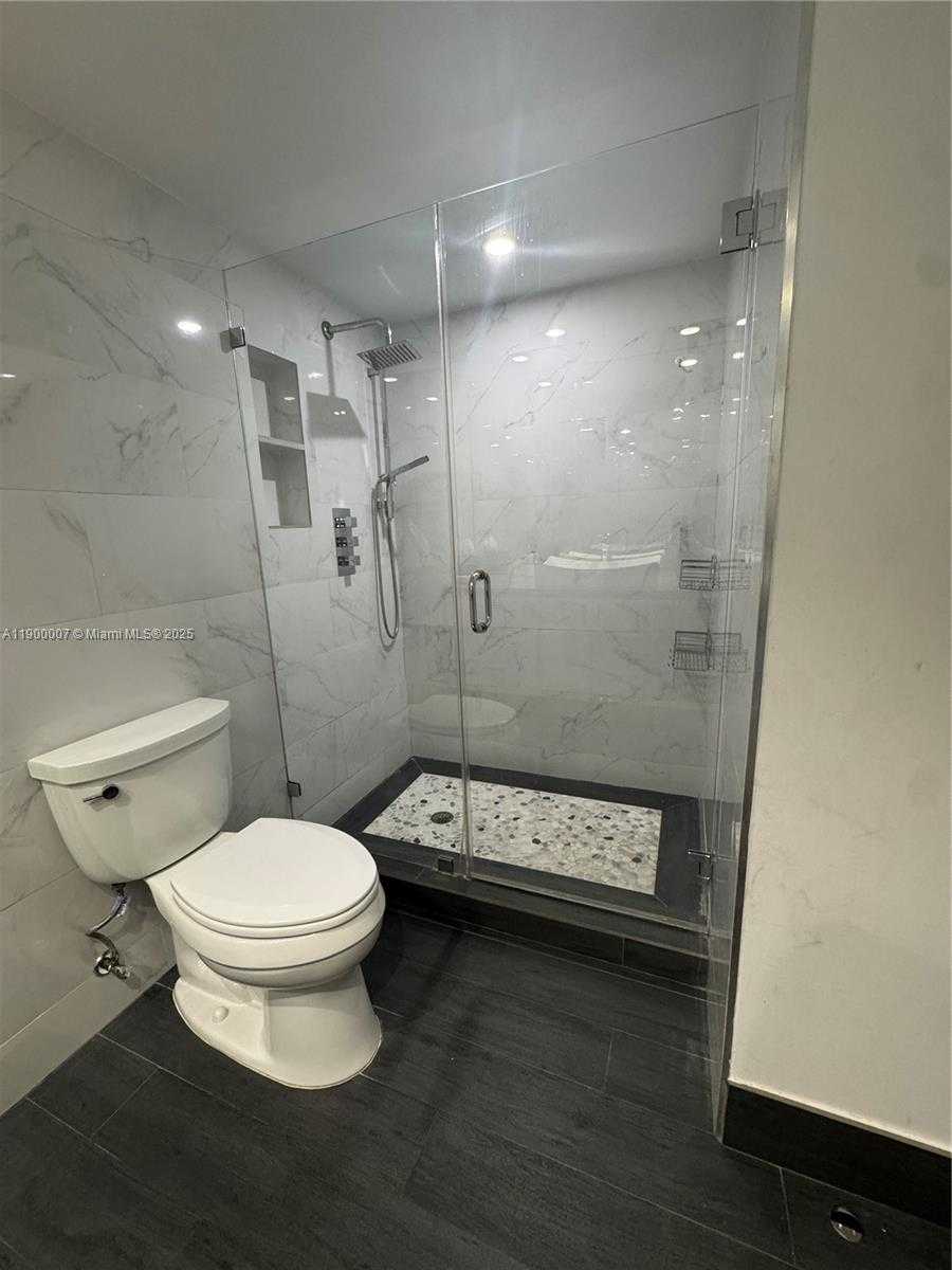 Small Image of Hallandale Beach Number 33