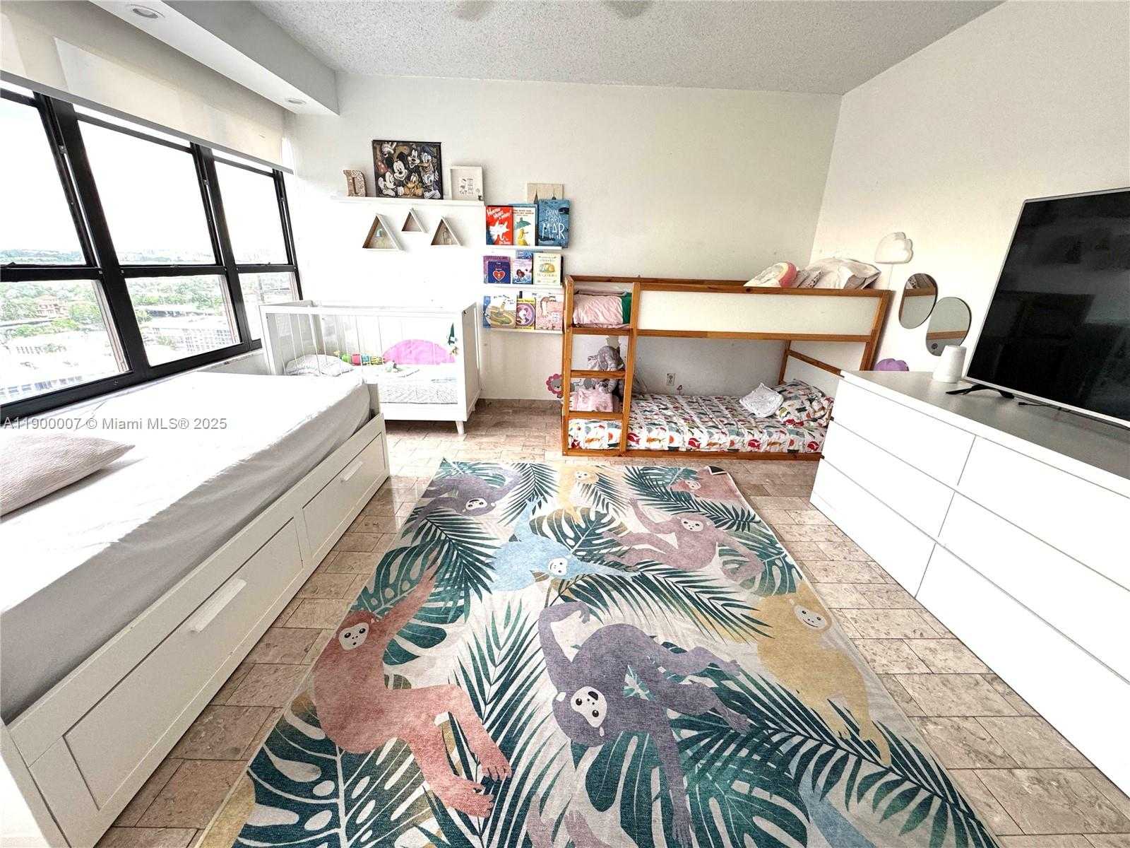 Small Image of Hallandale Beach Number 38