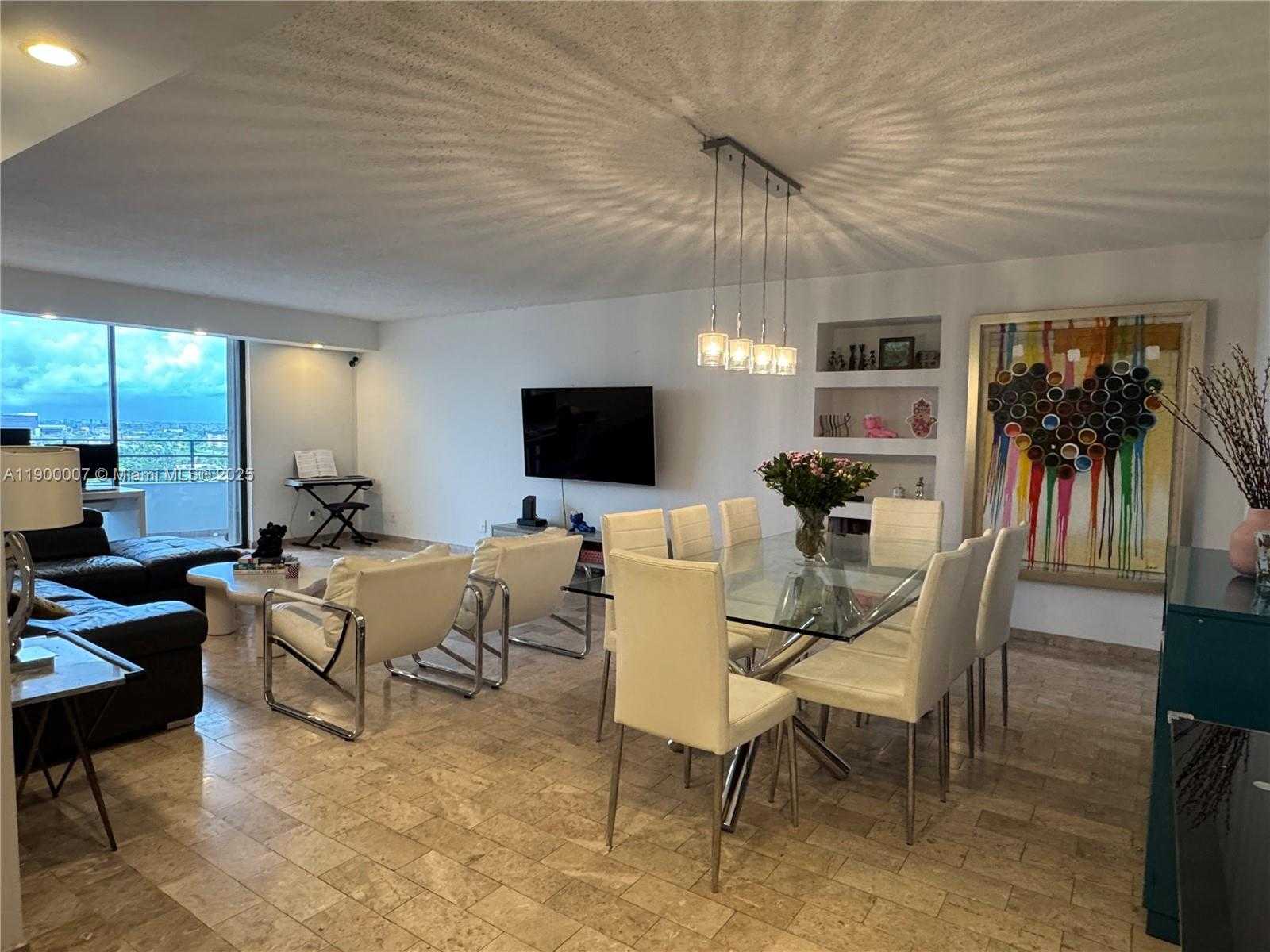 Small Image of Hallandale Beach Number 4