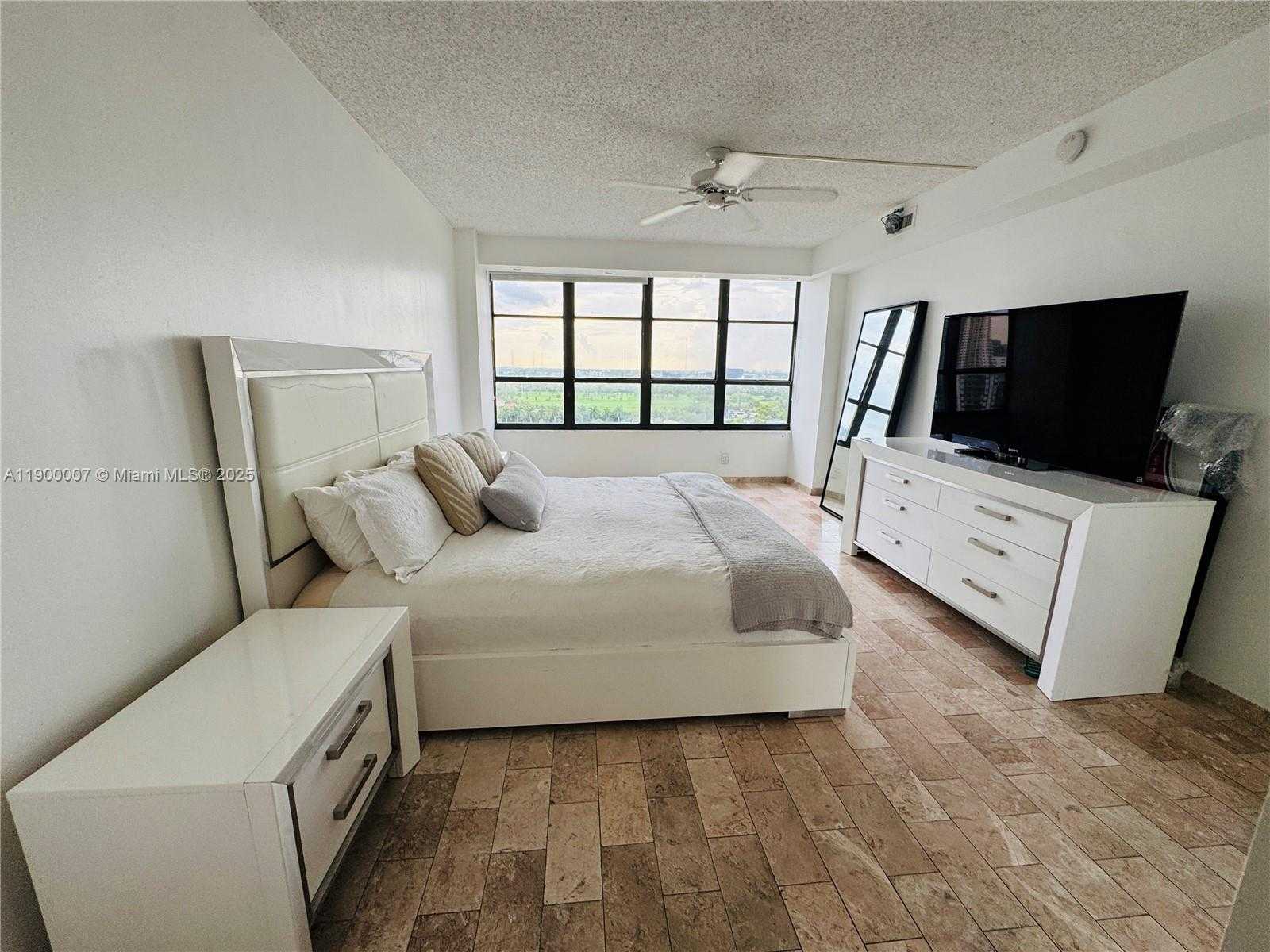 Small Image of Hallandale Beach Number 43