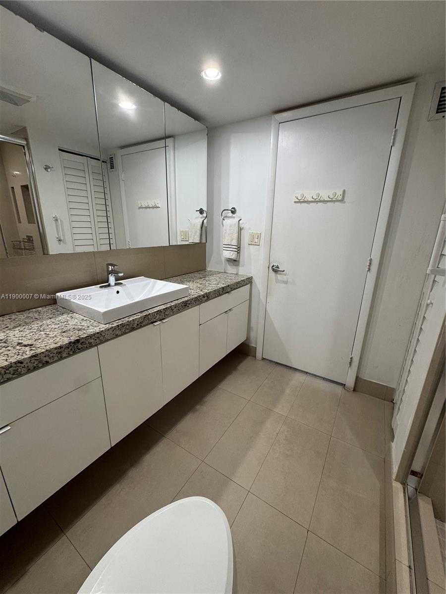 Small Image of Hallandale Beach Number 49