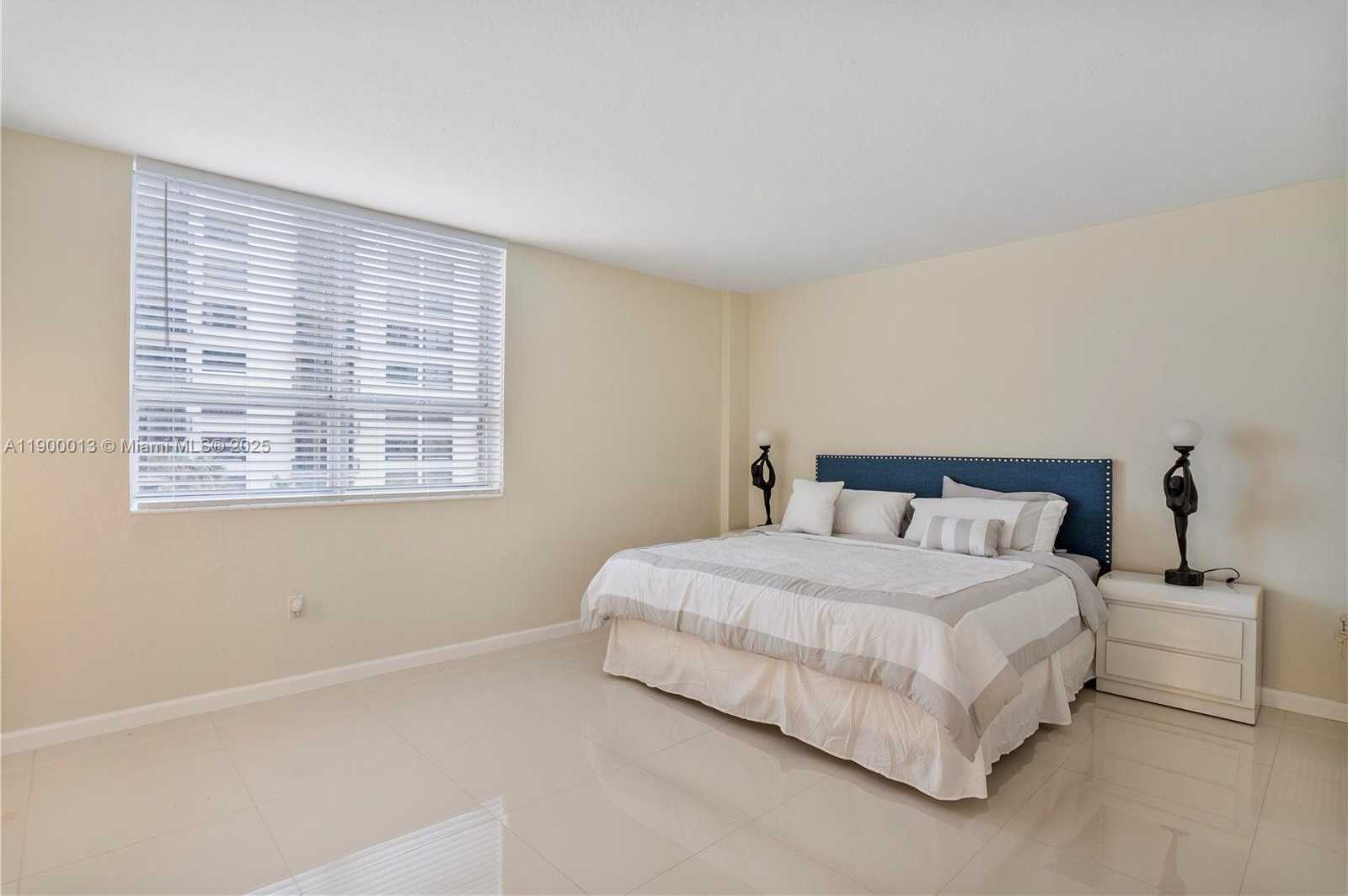 Small Image of 10185 COLLINS AVE #515, Bal Harbour Number 12