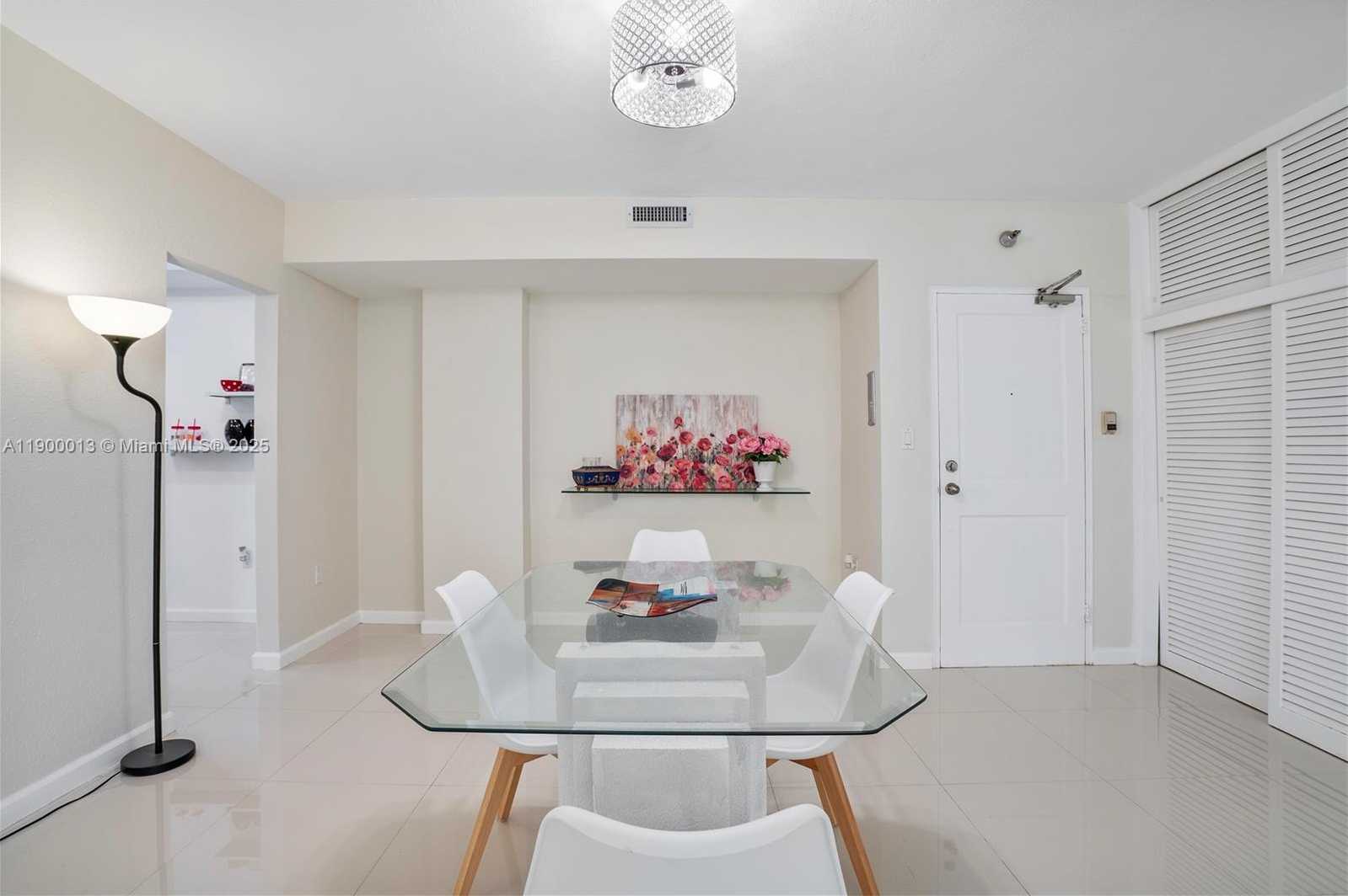 Small Image of 10185 COLLINS AVE #515, Bal Harbour Number 6