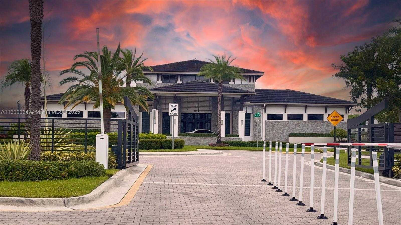 Small Image of 15593 NORTH WEST 91ST CT, Miami Lakes Number 3