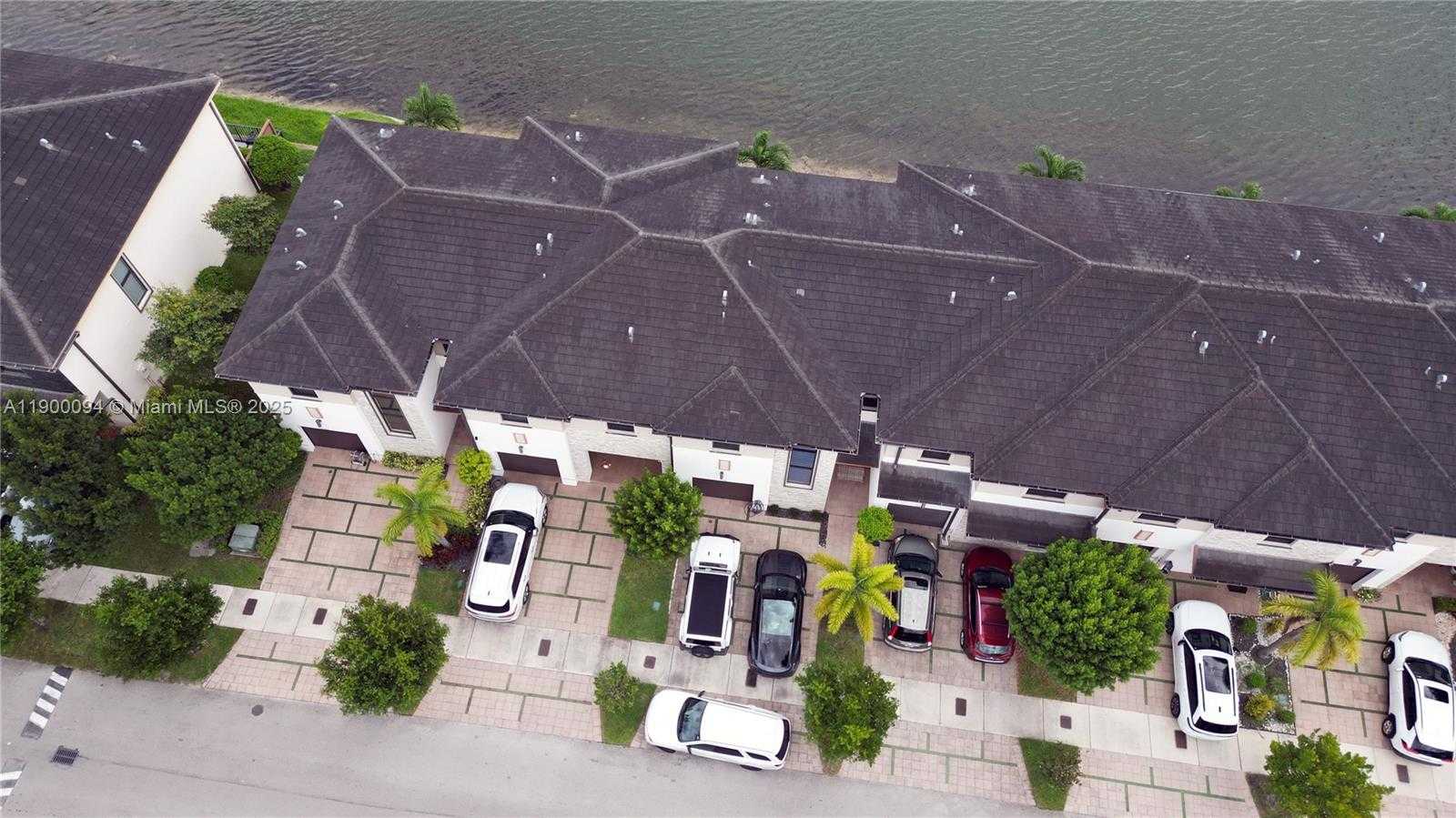 Small Image of 15593 NORTH WEST 91ST CT, Miami Lakes Number 51