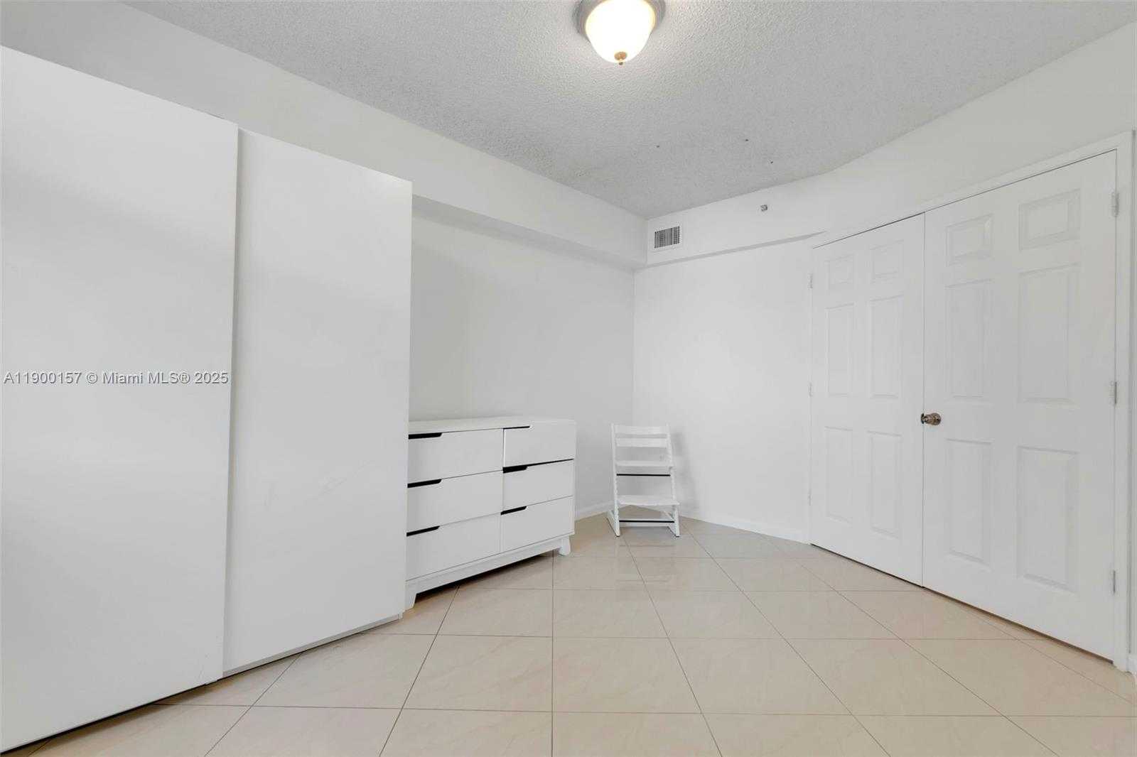 Small Image of 1900 VAN BUREN ST #206B, Hollywood Number 15