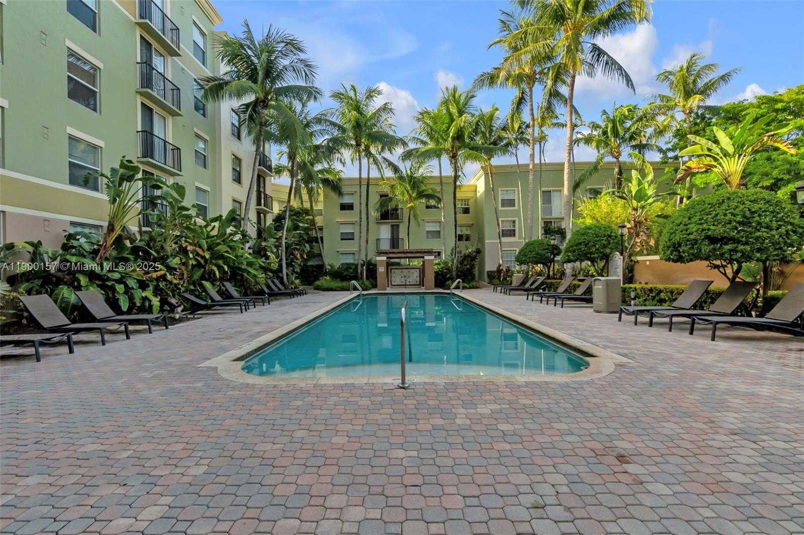 Small Image of 1900 VAN BUREN ST #206B, Hollywood Number 32