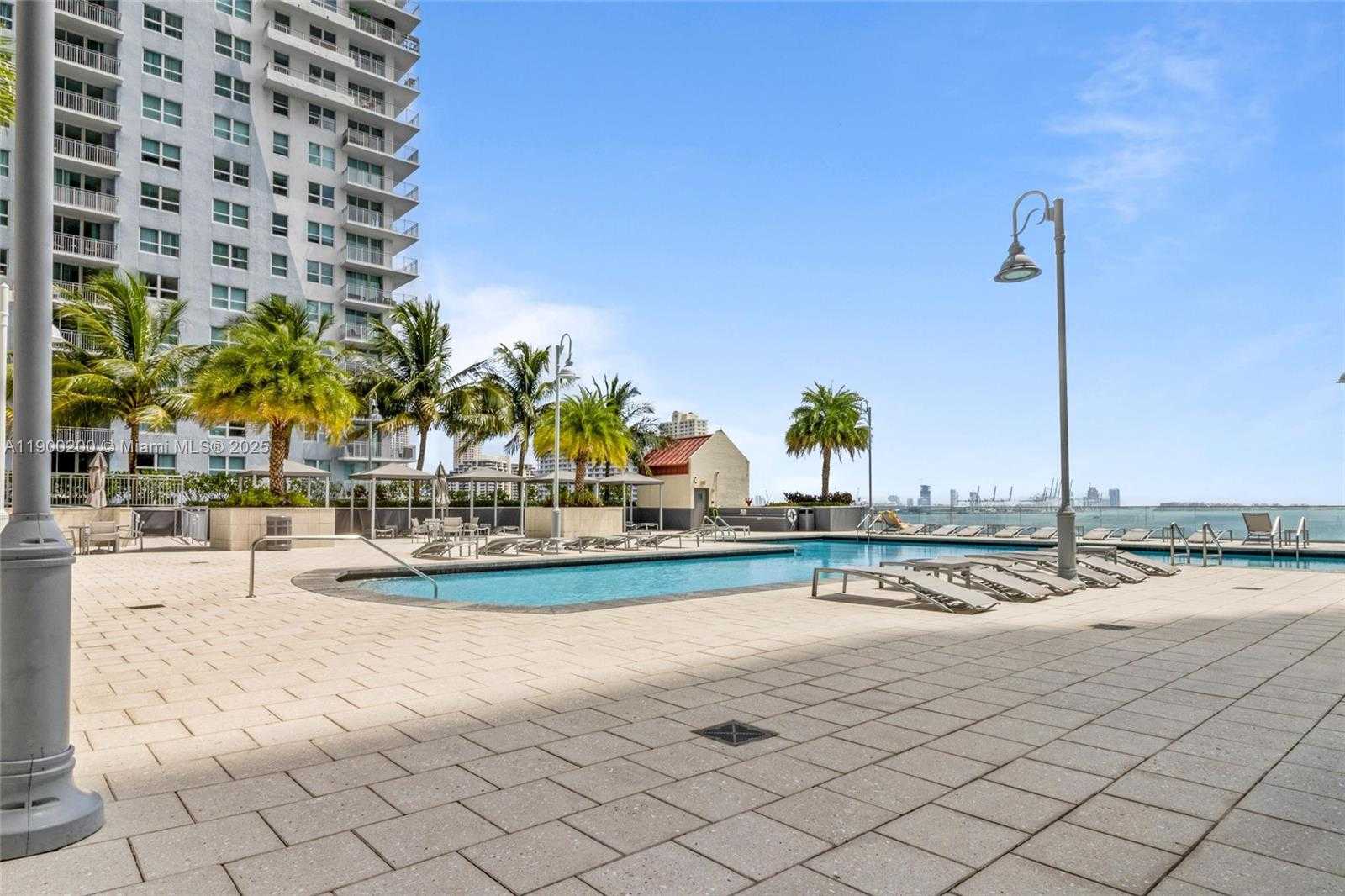 Small Image of 1155 BRICKELL BAY DR #PH202, Miami Number 19