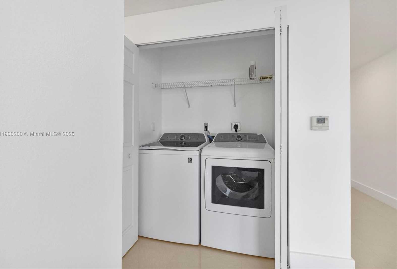 Small Image of 1155 BRICKELL BAY DR #PH202, Miami Number 9