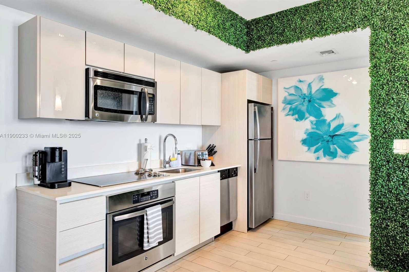 Small Image of 2602 EAST HALLANDALE BEACH BLVD #R1610, Hallandale Beach Number 16